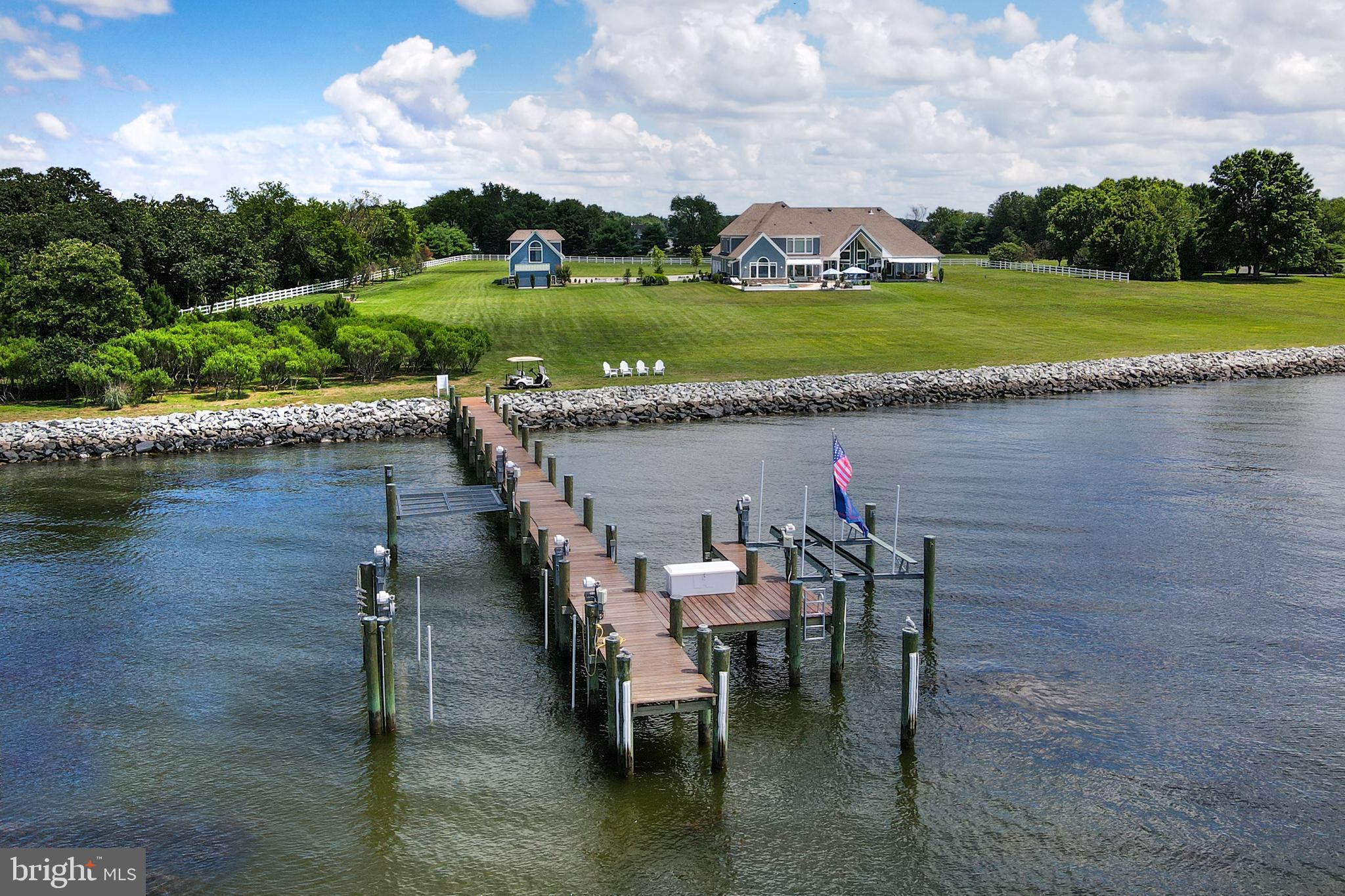 BENNETT POINT - Residential
