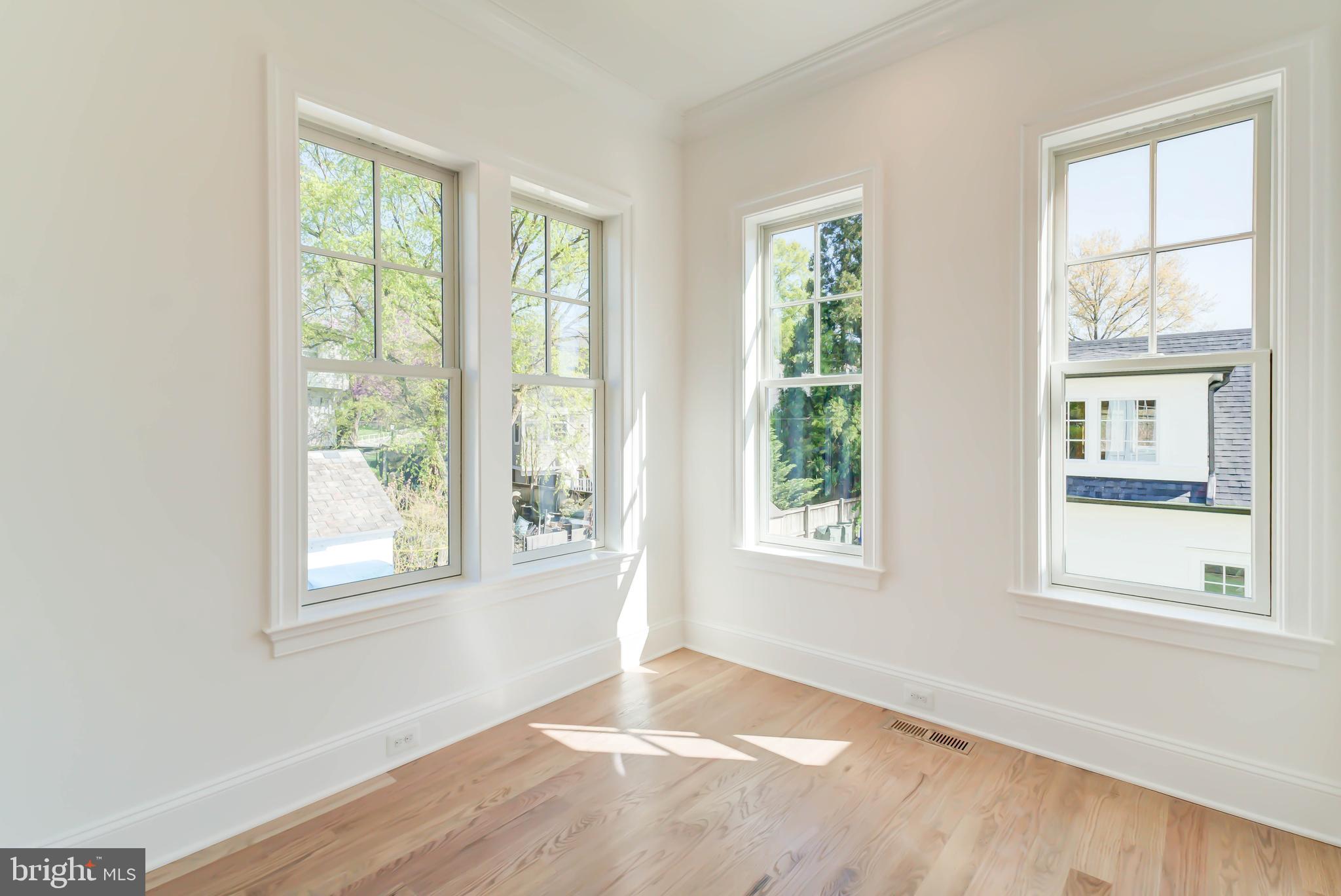 CHEVY CHASE - Residential
