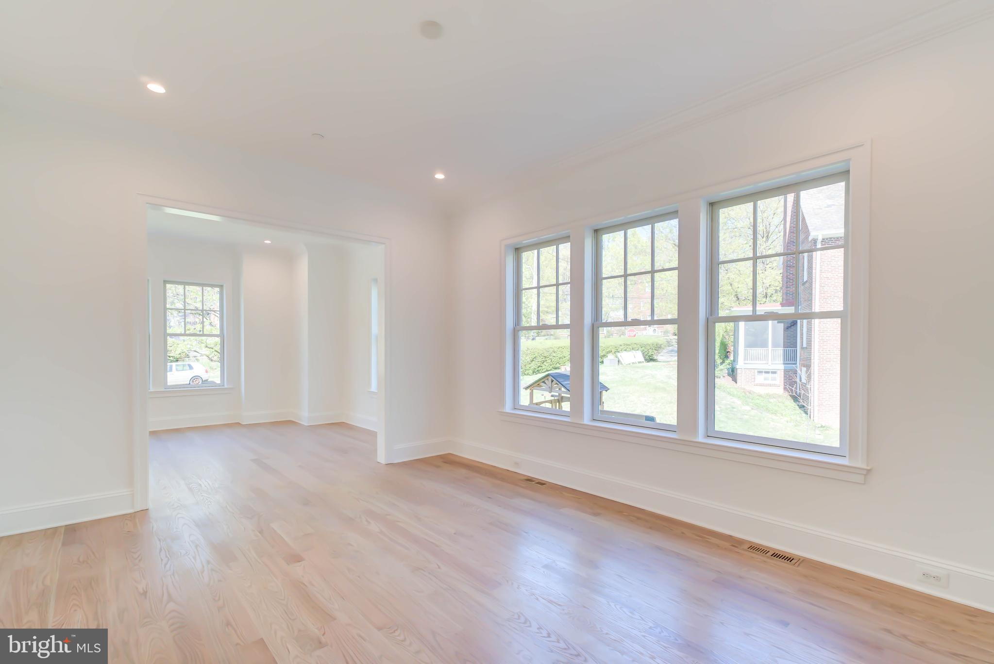 CHEVY CHASE - Residential