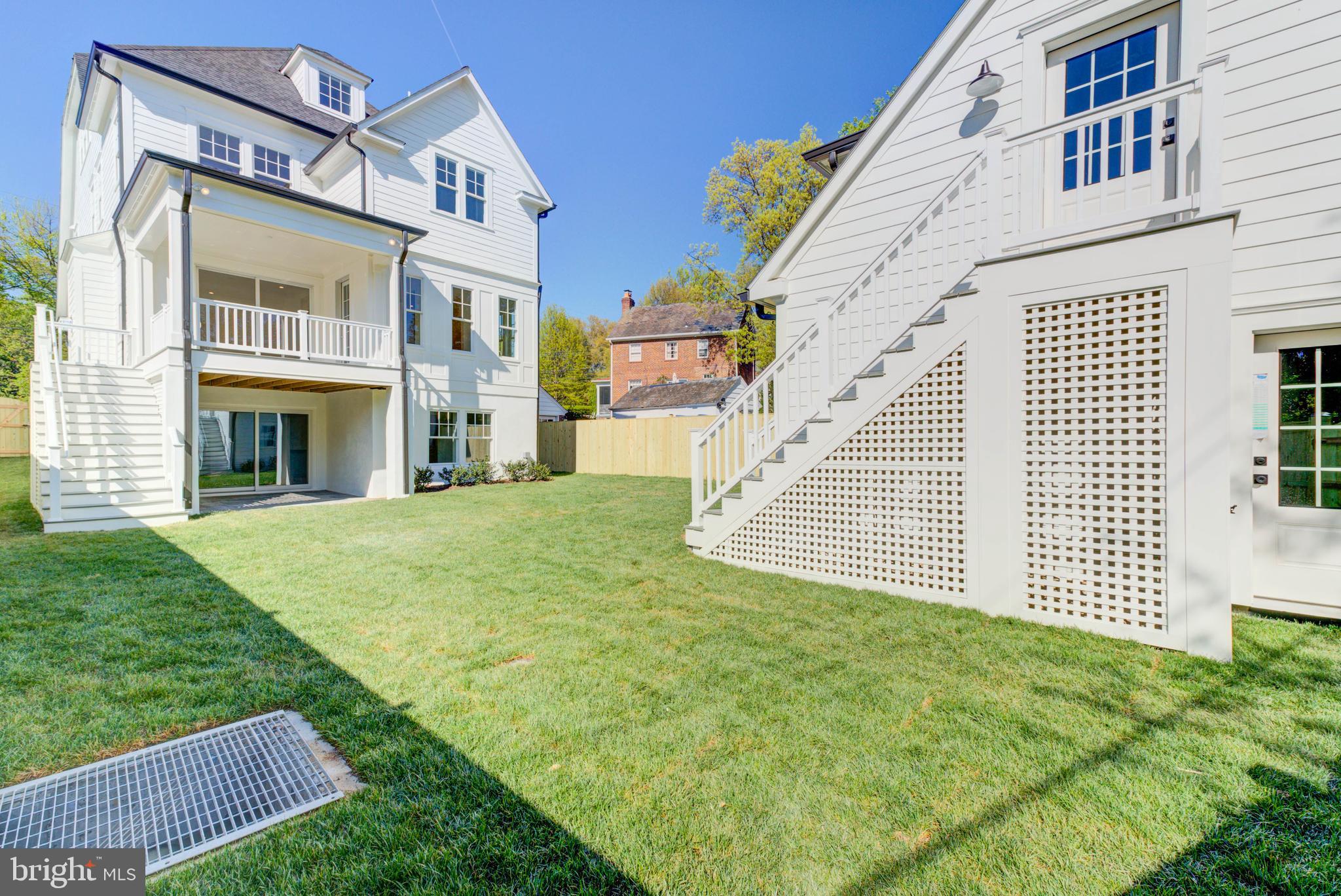 CHEVY CHASE - Residential