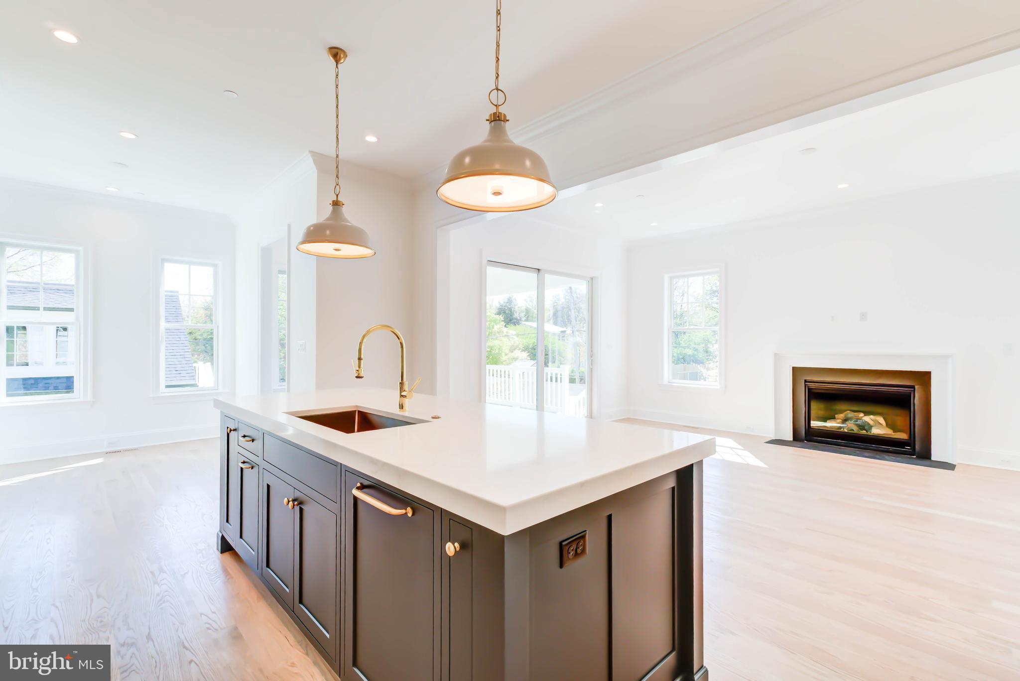 CHEVY CHASE - Residential