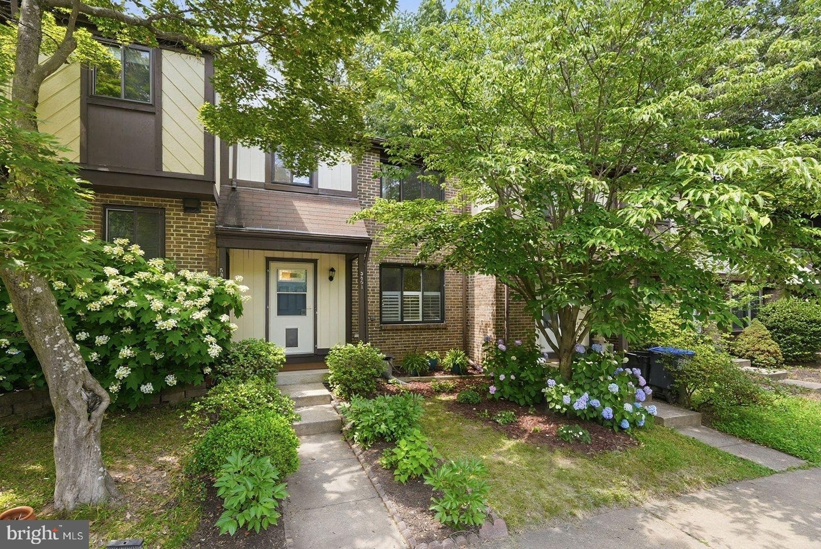 BURKE CENTRE CONSERVANCY - Residential