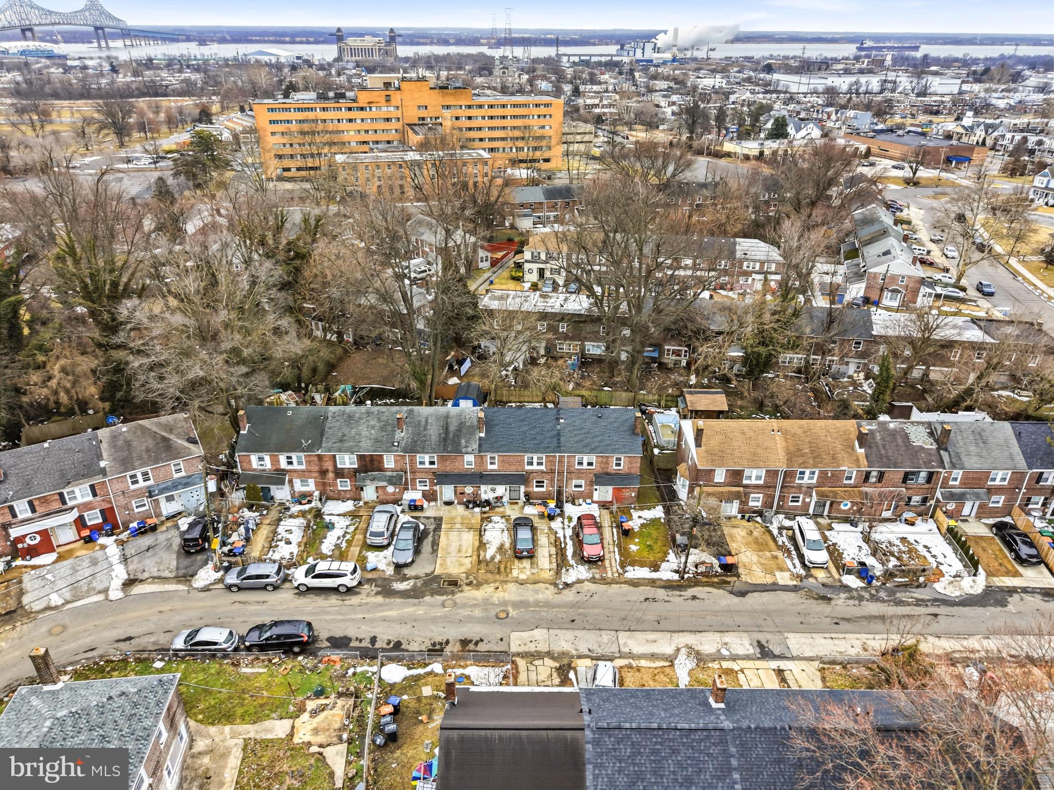 HIGHLAND GARDENS - Residential