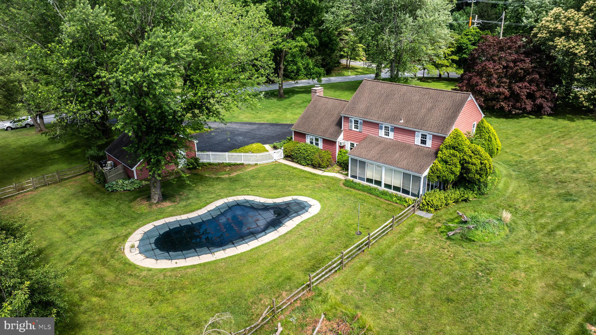 HAMORTON WOODS - Residential