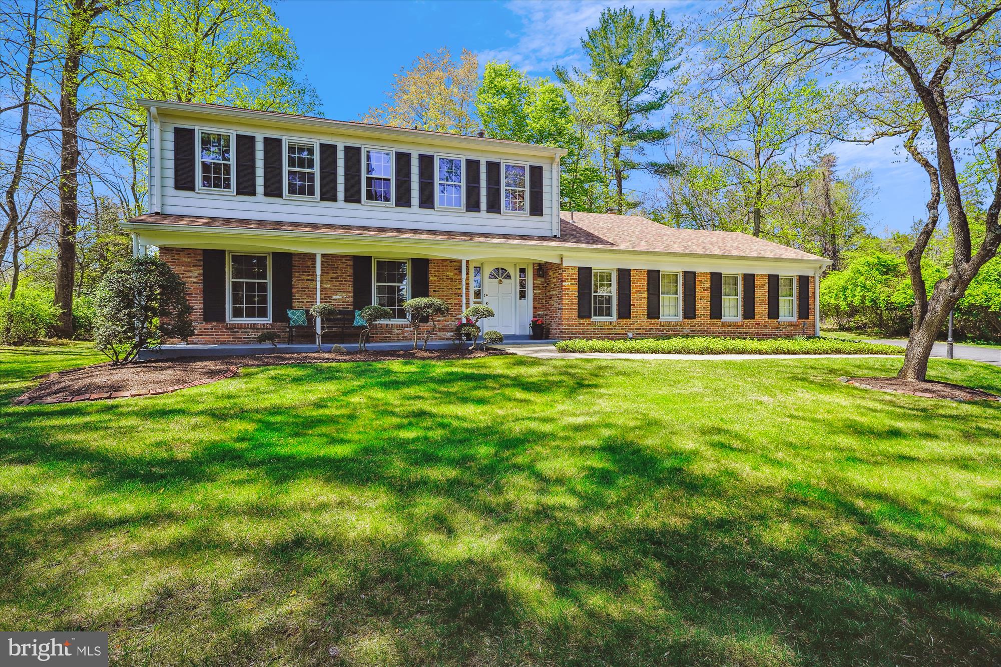 "WELCOME TO THIS WONDERFUL COLONIAL WITH A FANTASTIC FLOOR PLAN NESTLED ON AN EXCEPTIONAL 1.58 PICTURESQUE ACRES....ONE OF THE LARGEST IN THE NEIGHBORHOOD AND A TRUE STANDOUT.  THIS HOME IS LOCATED IN A PRIVATE, QUIET CUL-DE-SAC, A PERFECT PLACE TO CALL HOME!
This house features 4 SPACIOUS bedrooms upstairs and 2 full bathrooms on the upper level.  The main level offers a very large living room, formal dining room and an inviting eat-in kitchen which opens to the large family room with fireplace. Step out to the patio from the family room and enjoy the stunning backyard which offers complete privacy and is surrounded by woods...perfect for outdoor entertaining. A powder room and separate laundry room complete the main level for added convenience.
The majority of the upper and main level of this home has hardwood floors throughout.
The lower level offers a large finished recreation room with additional space for a home office or gym.  A separate utility room with plenty of storage space that could include a home workshop is located off of the recreation room.  Enjoy the convenience of a 2 car side load garage with ample space for additional parking in the extended driveway.  This home is located in the Beverly Farms, Hoover & Churchill School district. This is a commuters dream...located minutes to all of the major commuting routes, shopping, restaurants and golf.  A rare opportunity to own a spacious property in a prime location!
WELCOME HOME!
