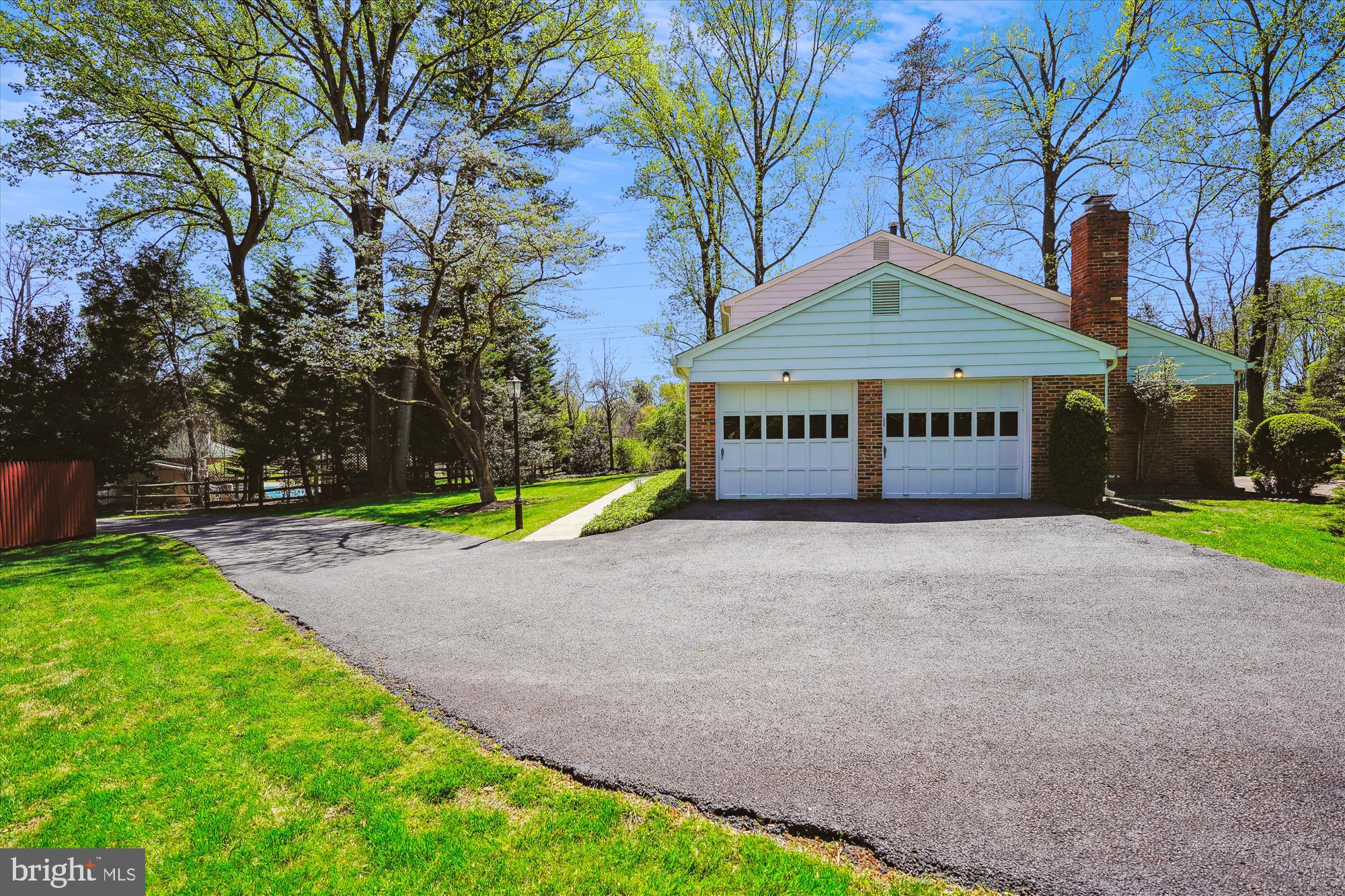 REGENCY ESTATES - Residential