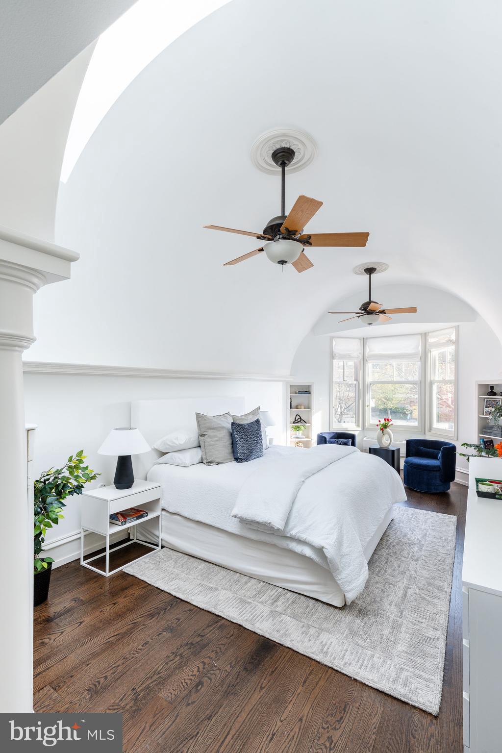 SOCIETY HILL - Residential