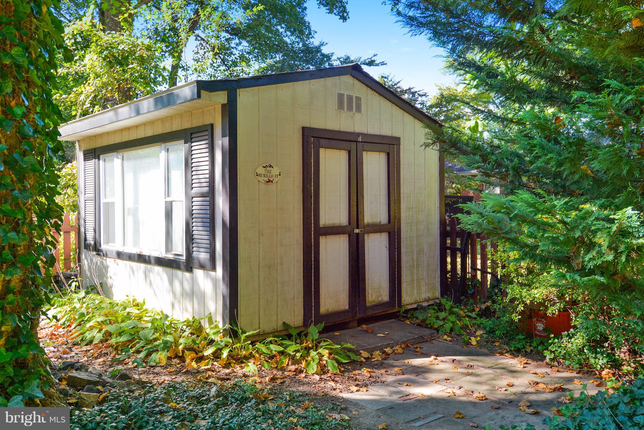 NORTH SPRINGFIELD - Residential