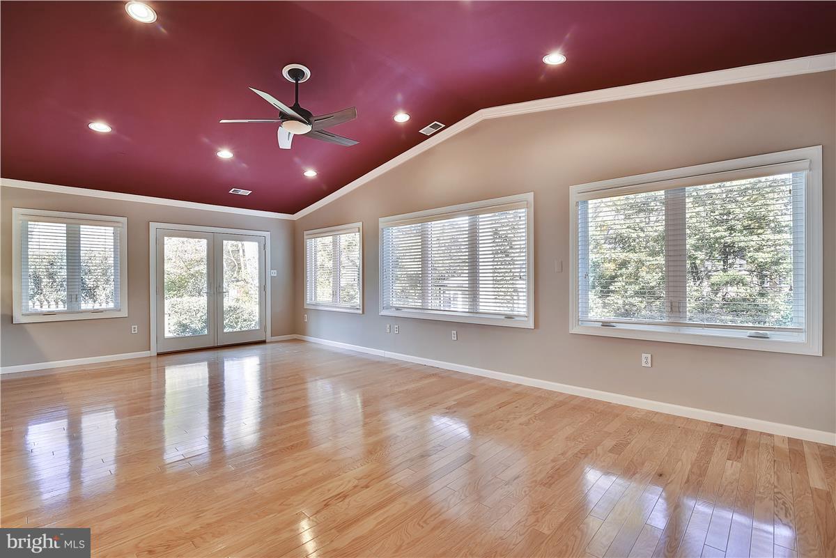 NORTH SPRINGFIELD - Residential