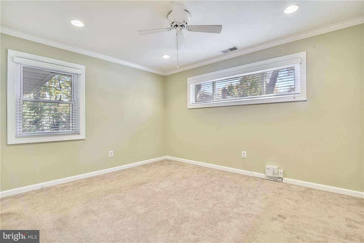 NORTH SPRINGFIELD - Residential