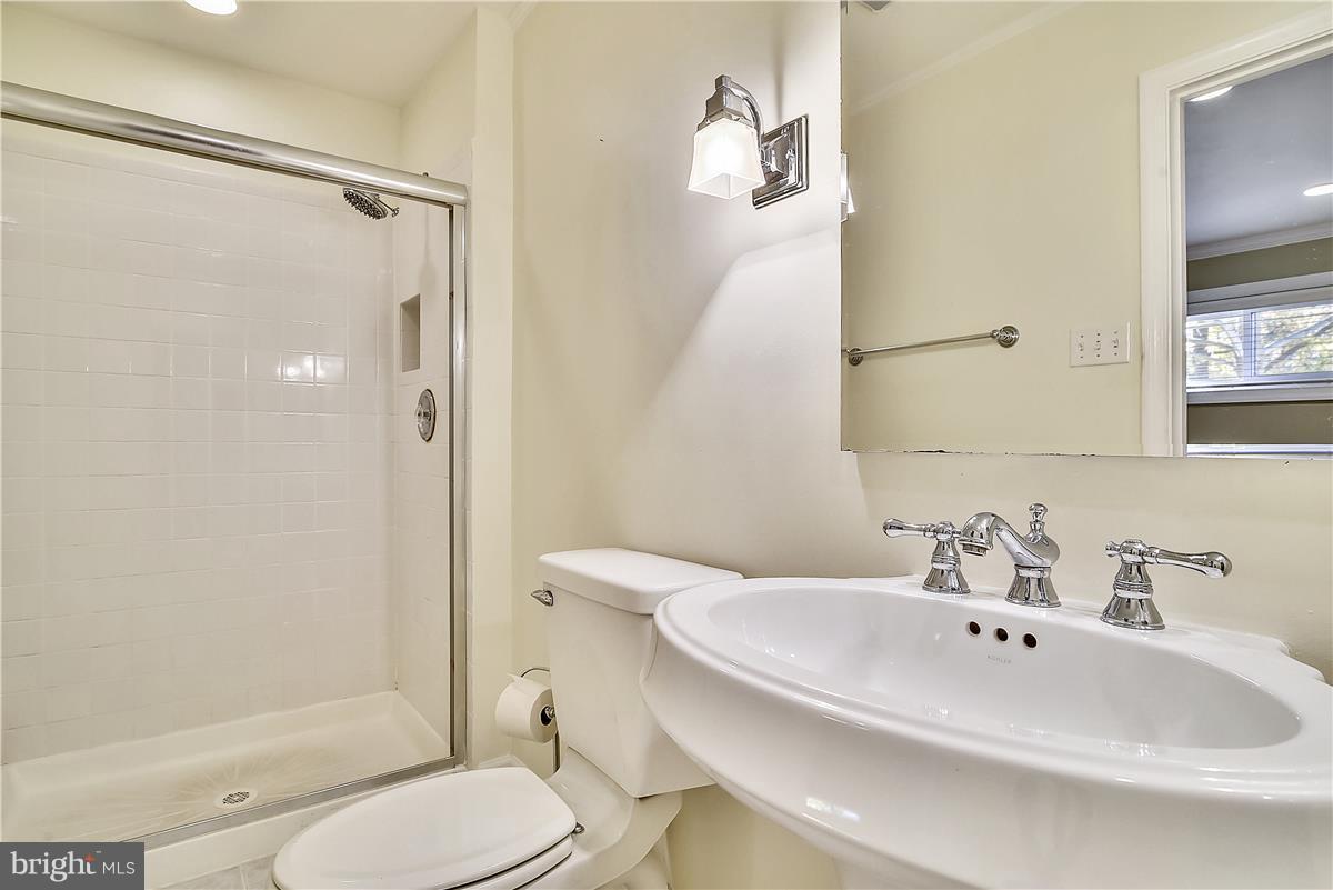 NORTH SPRINGFIELD - Residential