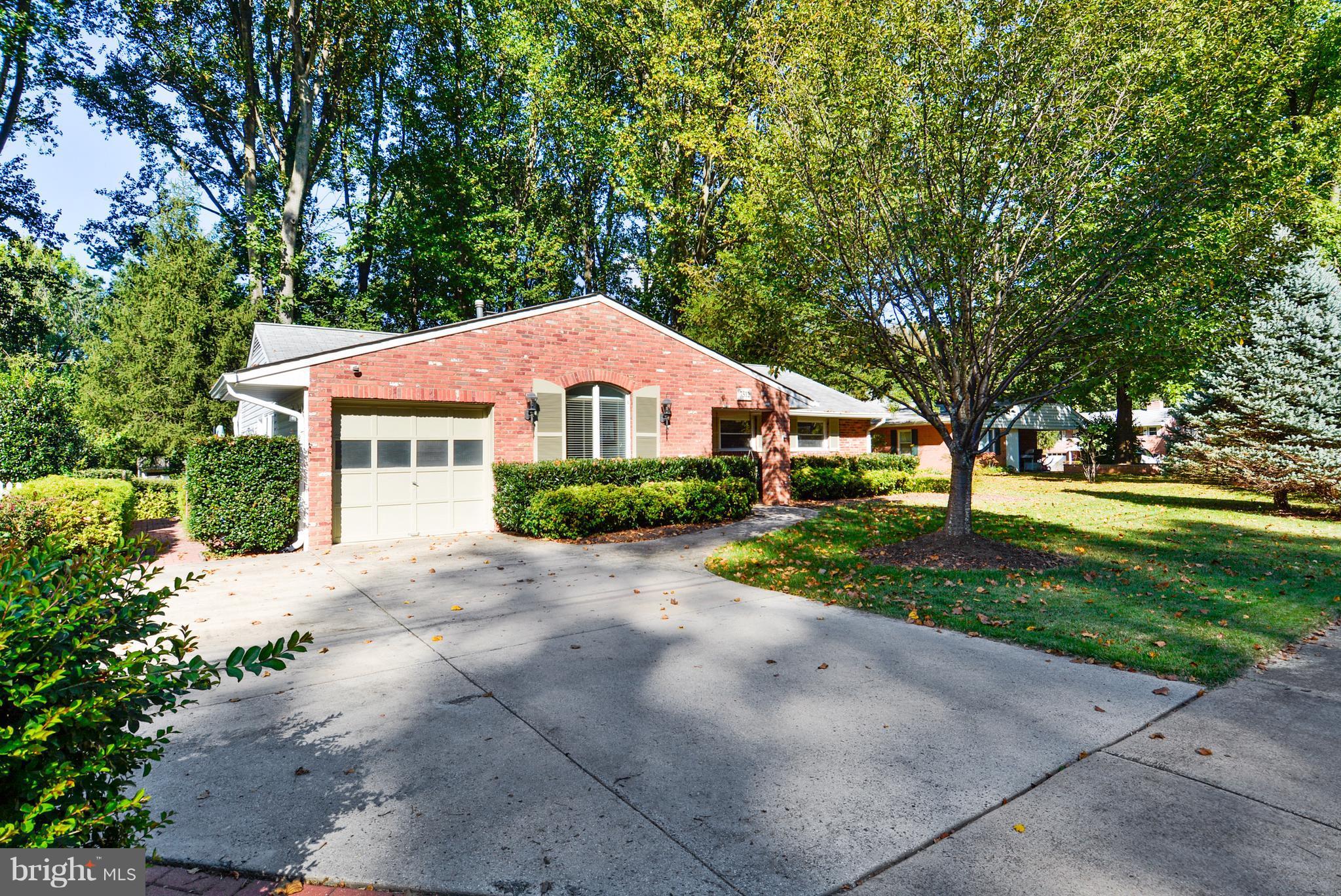 NORTH SPRINGFIELD - Residential