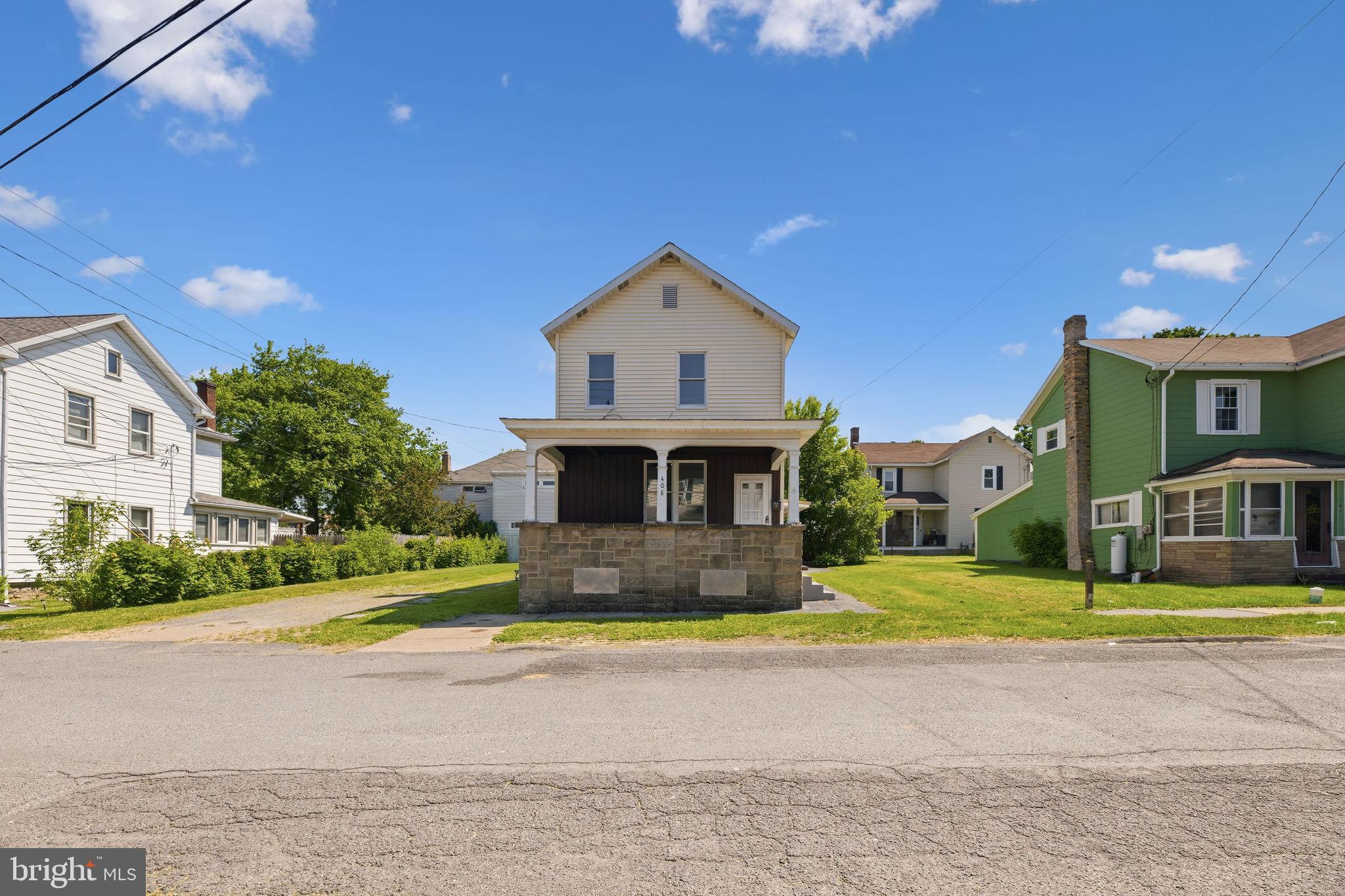 PHILIPSBURG - Residential