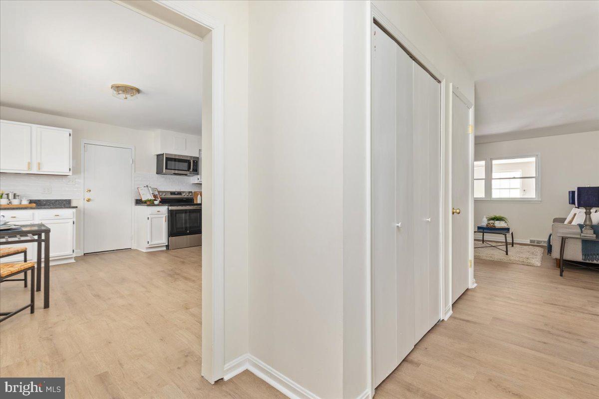 FOREST KNOLLS 03 - Residential