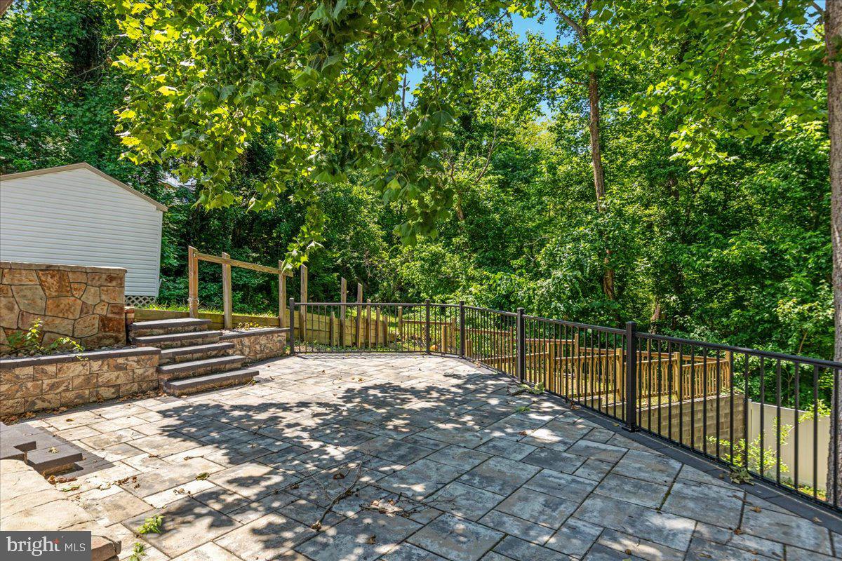 FOREST KNOLLS 03 - Residential