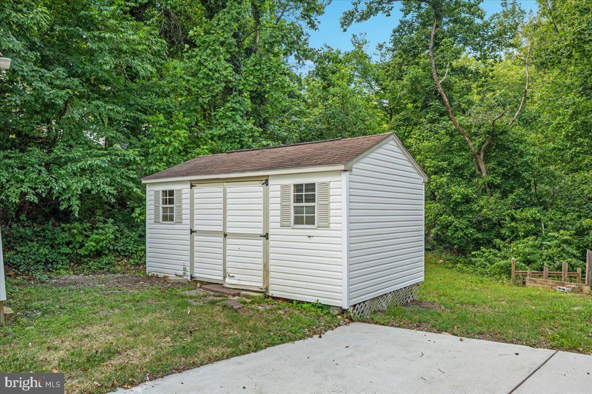 FOREST KNOLLS 03 - Residential