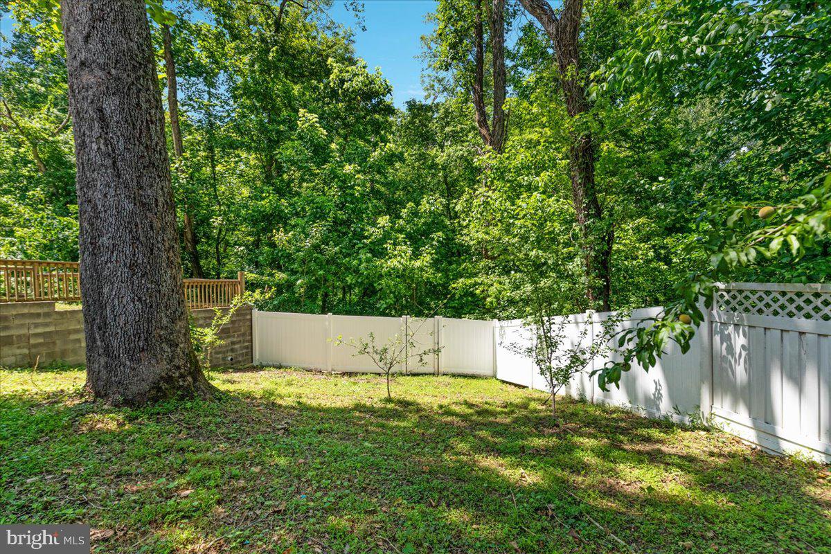 FOREST KNOLLS 03 - Residential