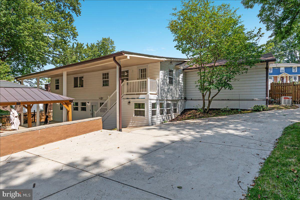 FOREST KNOLLS 03 - Residential