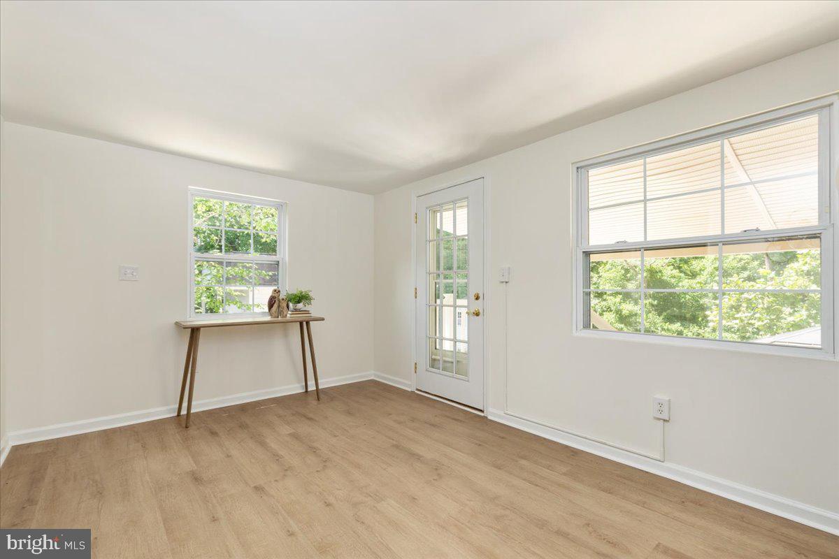 FOREST KNOLLS 03 - Residential