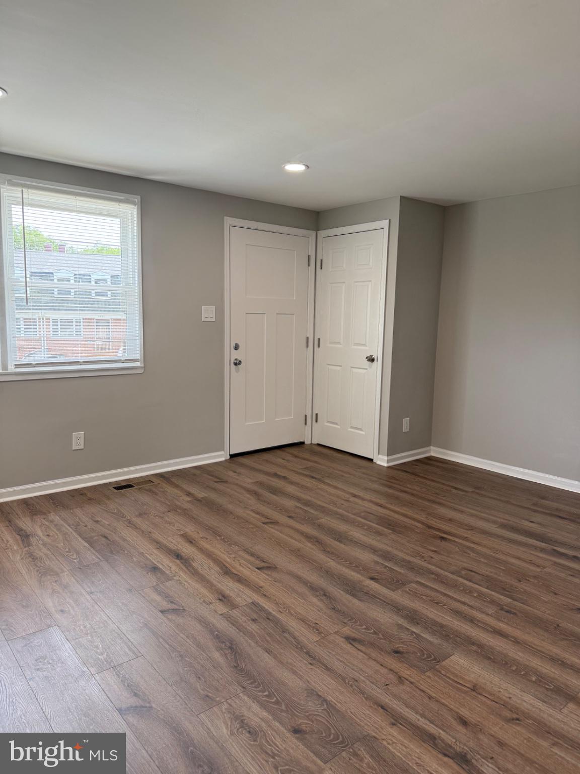 LAKELAND - Residential