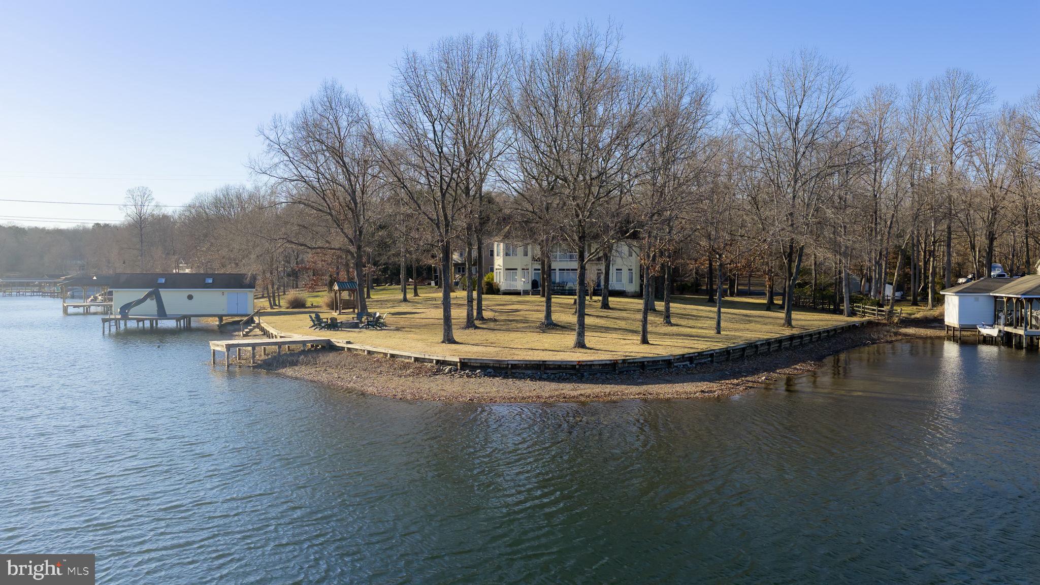 TALL PINES - Residential