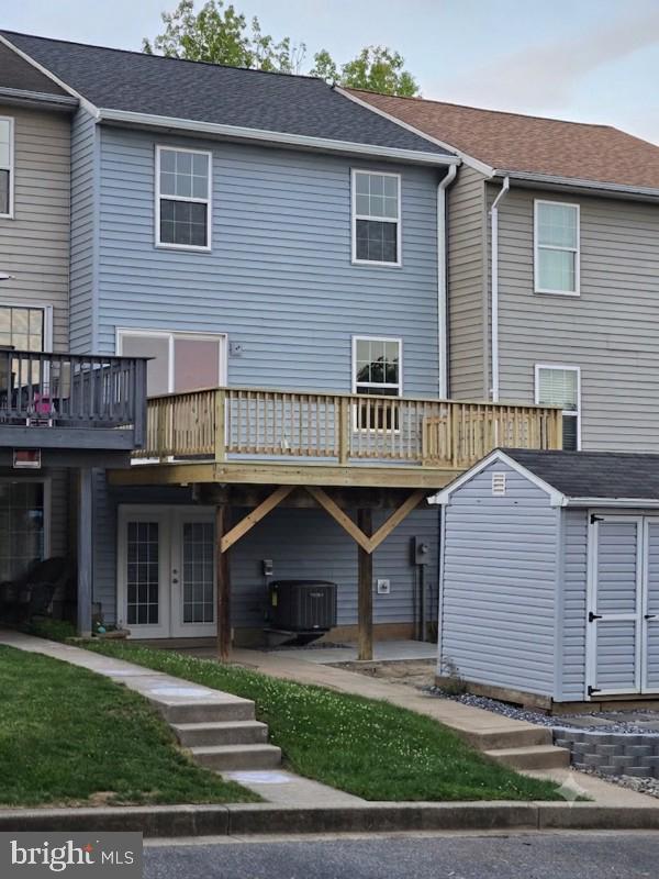 FURNACE HILLS - Residential