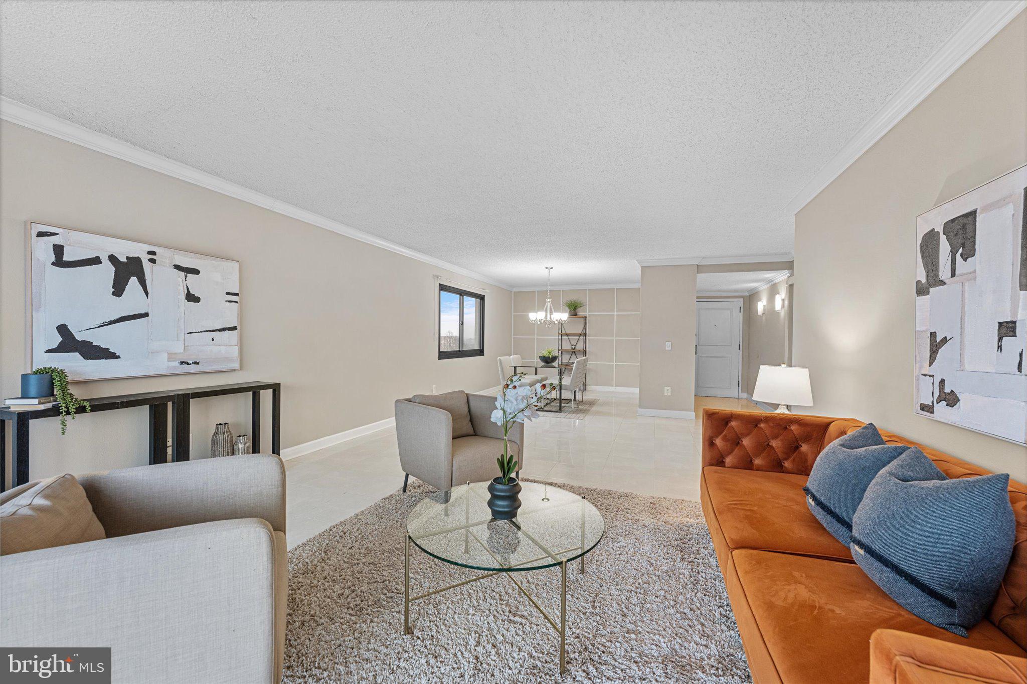 ALEXANDRIA KNOLLS - Residential