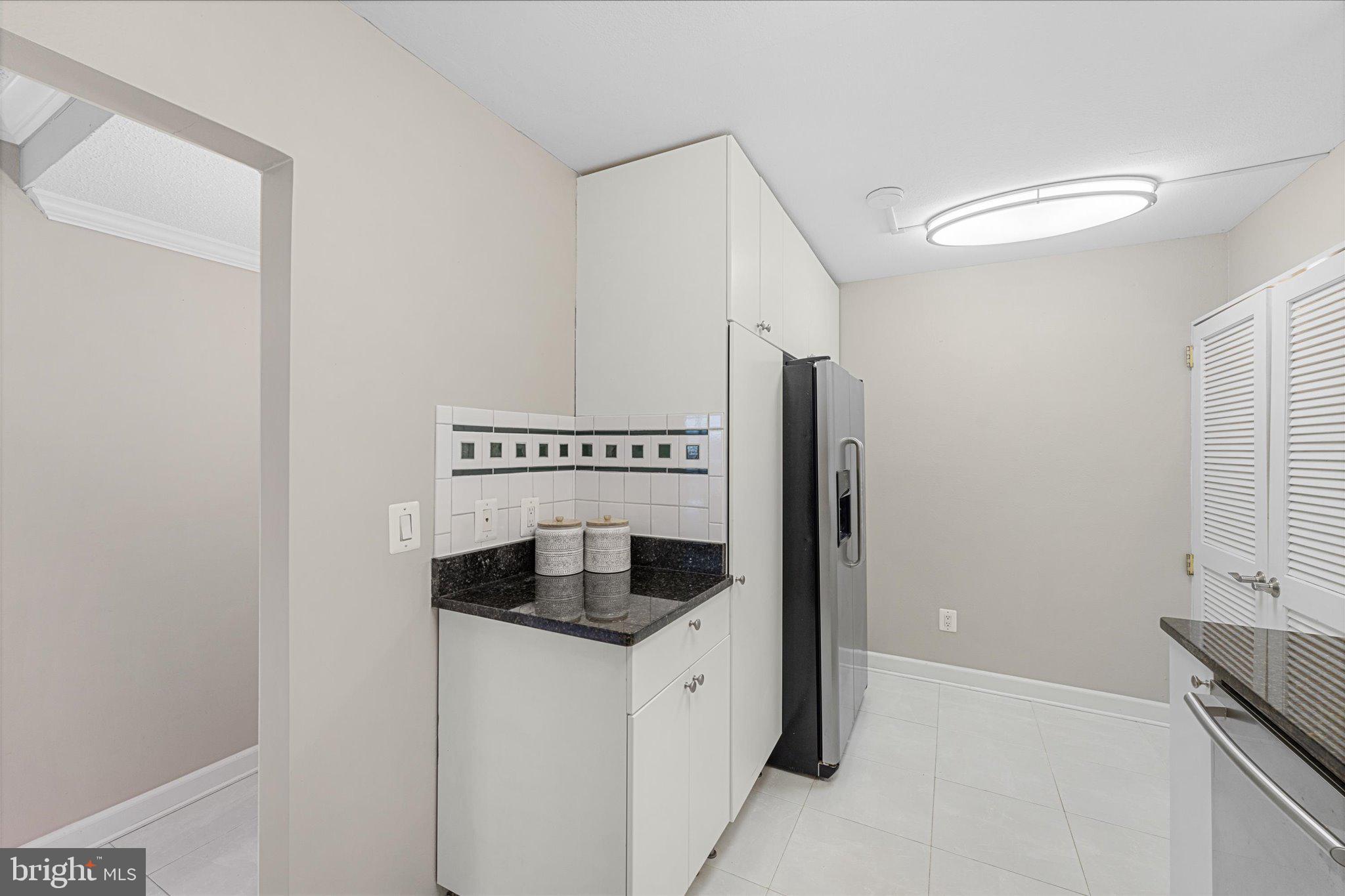 ALEXANDRIA KNOLLS - Residential