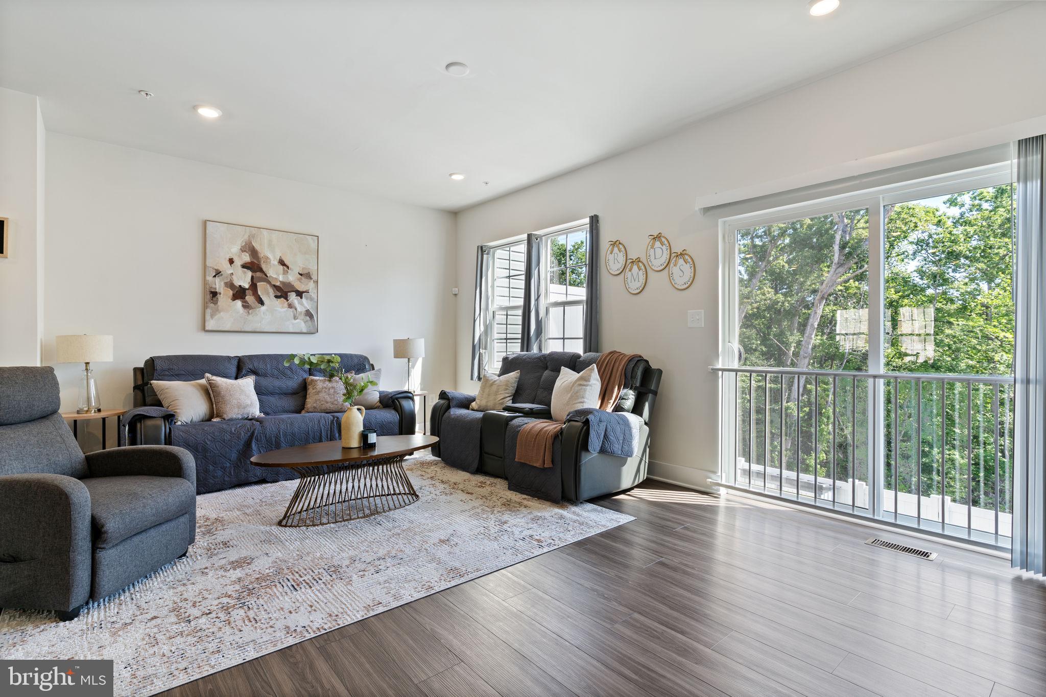 THE WOODS AT MYRTLE POINT - Residential