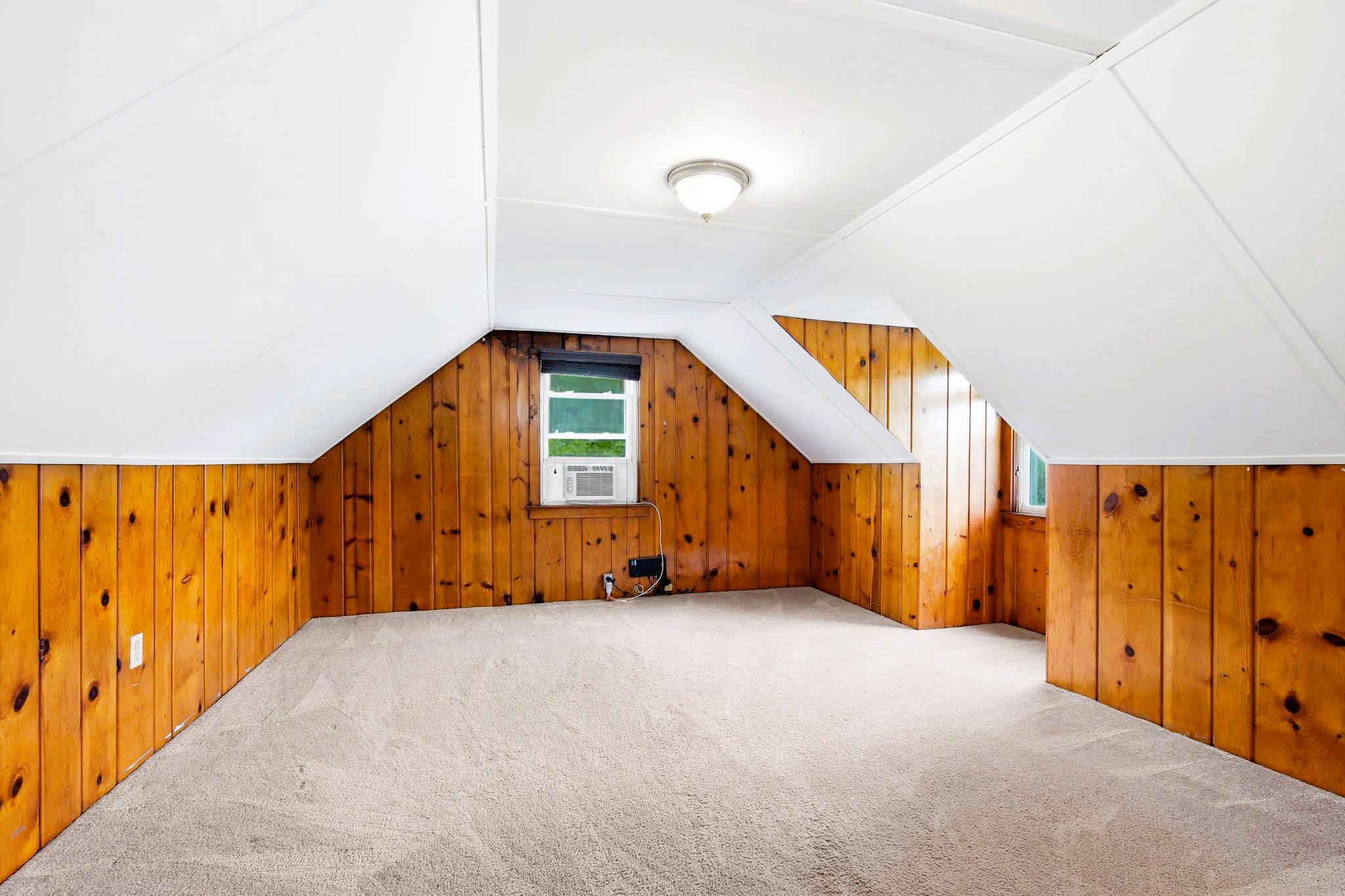 ROCKCREST - Residential
