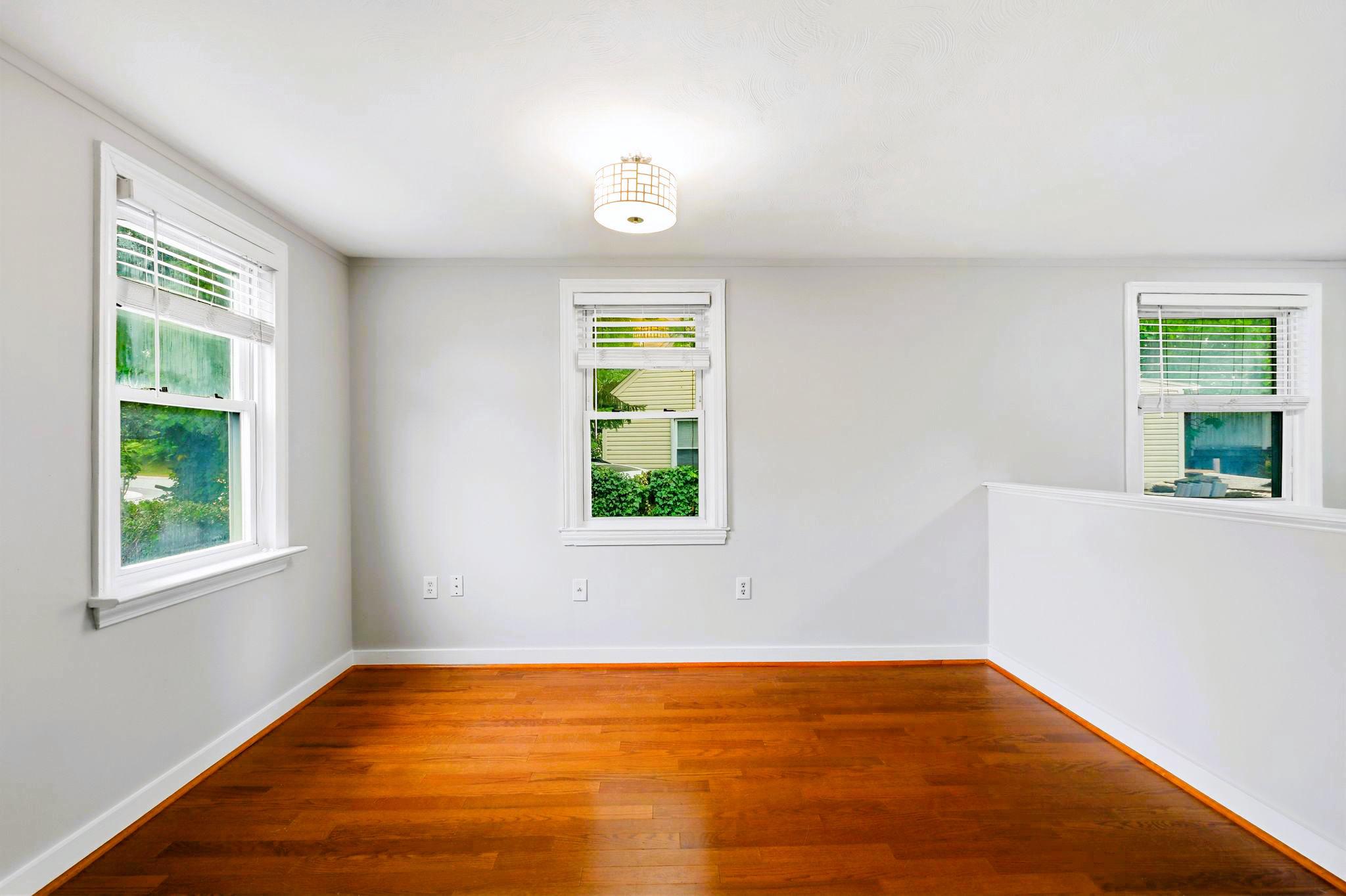 ROCKCREST - Residential