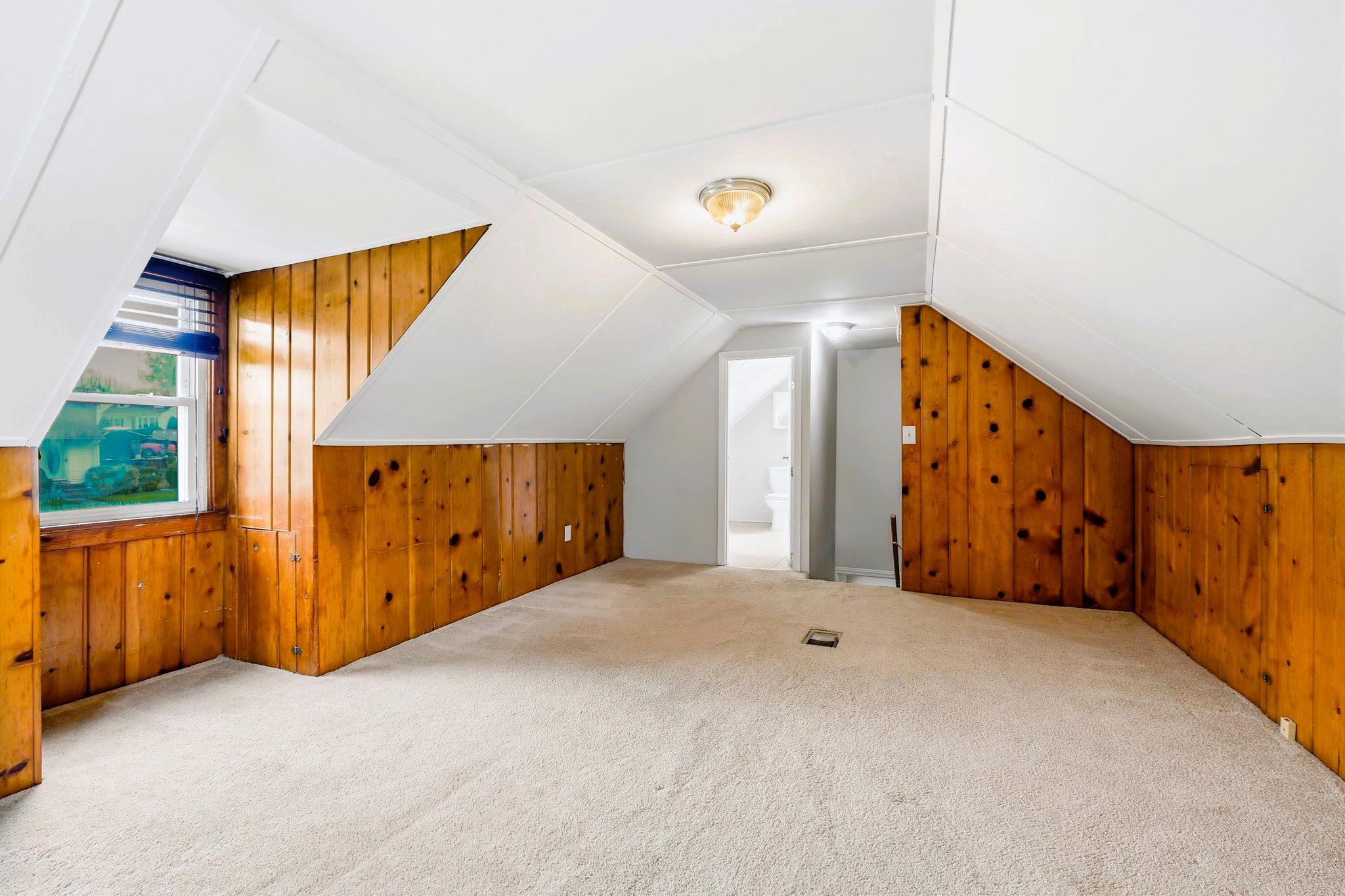 ROCKCREST - Residential