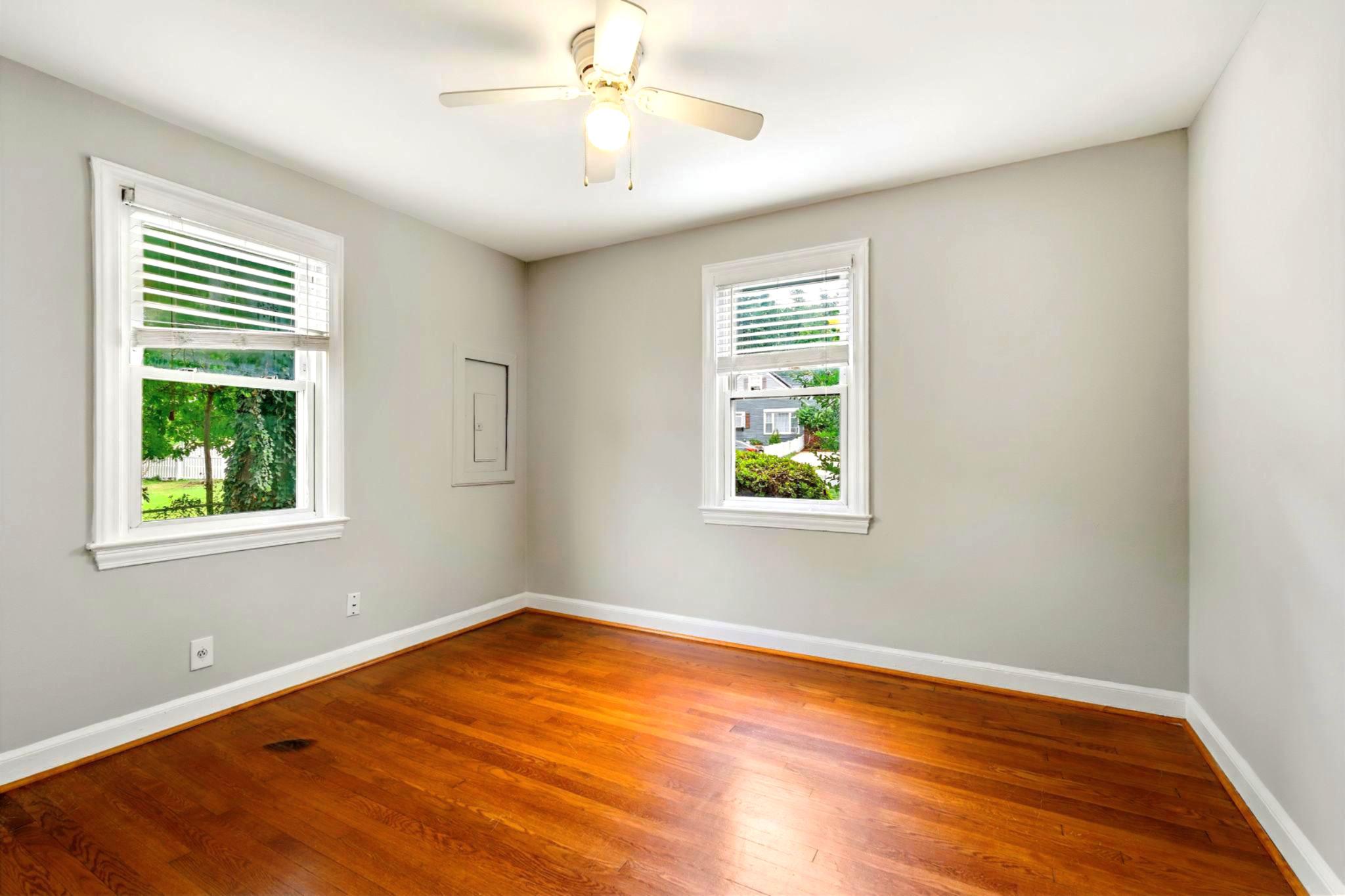 ROCKCREST - Residential