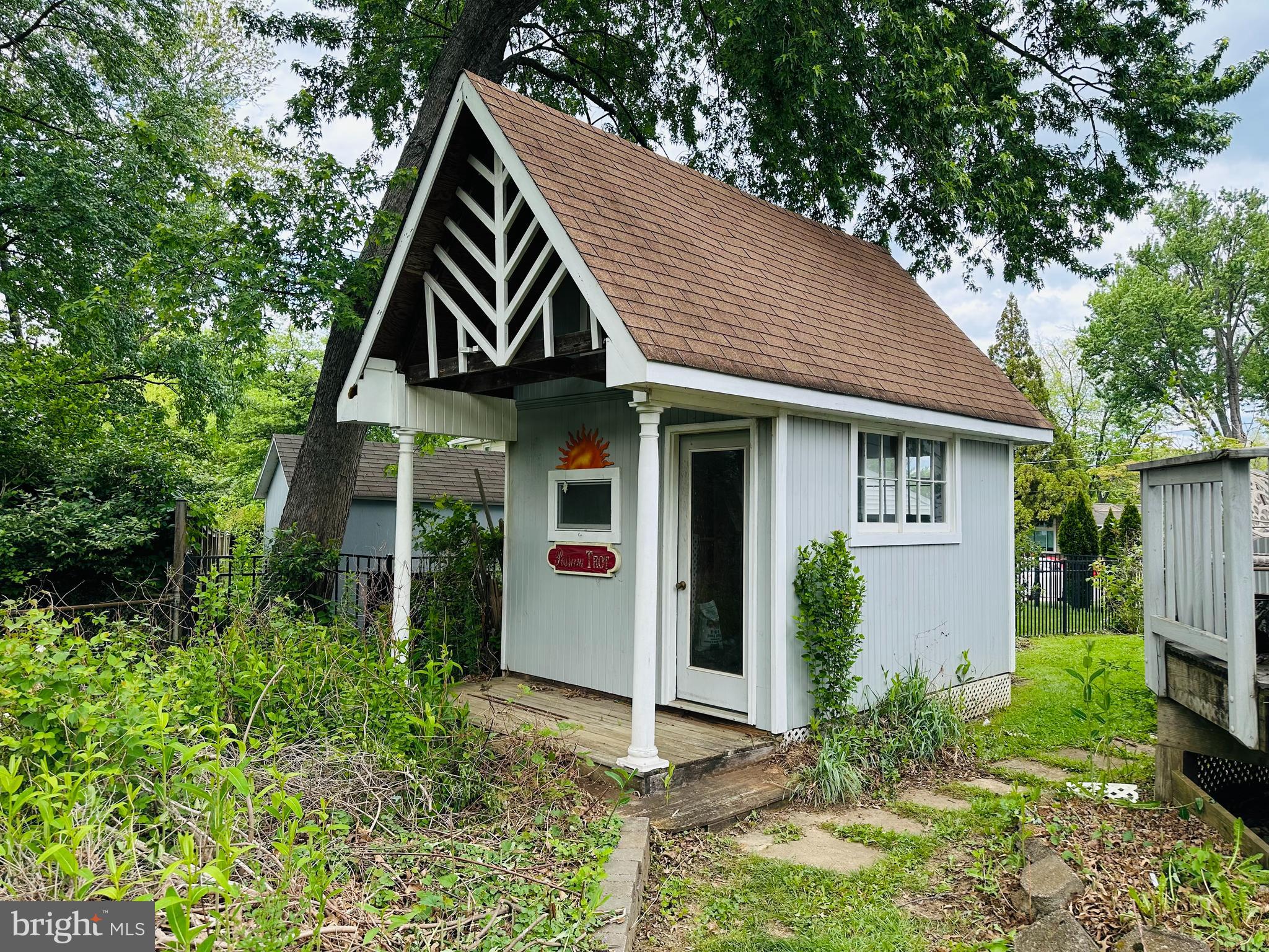 DUNN LORING WOODS - Residential