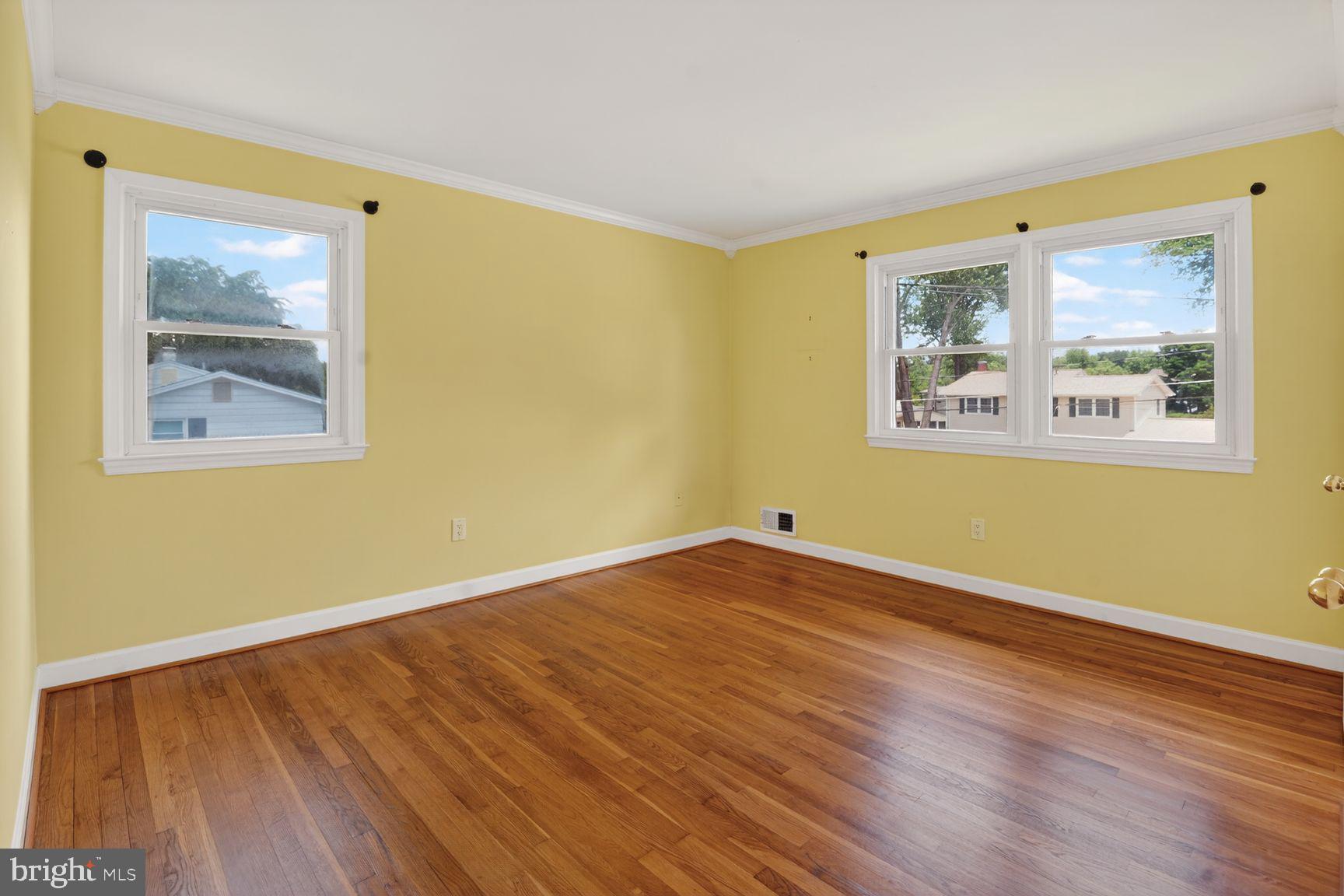 DUNN LORING WOODS - Residential