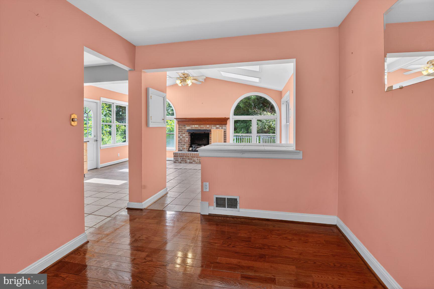 DUNN LORING WOODS - Residential