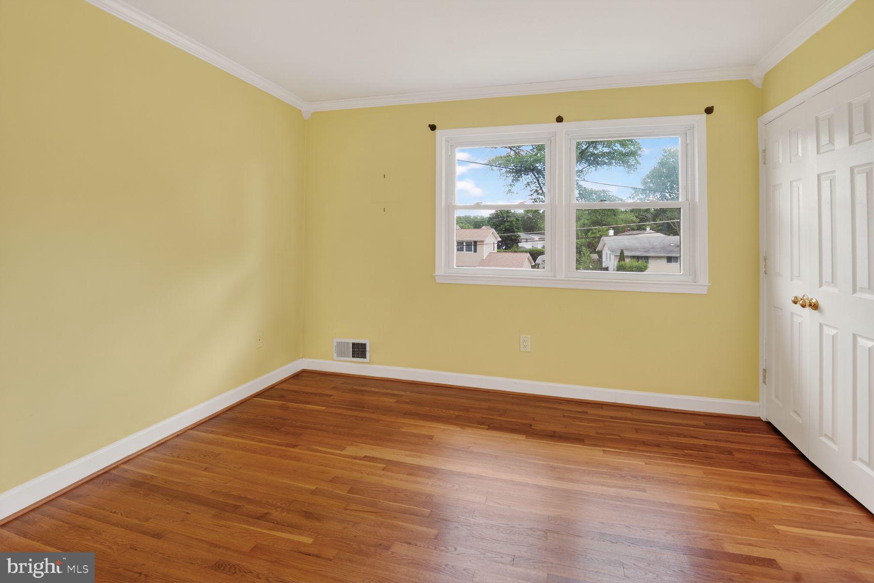 DUNN LORING WOODS - Residential