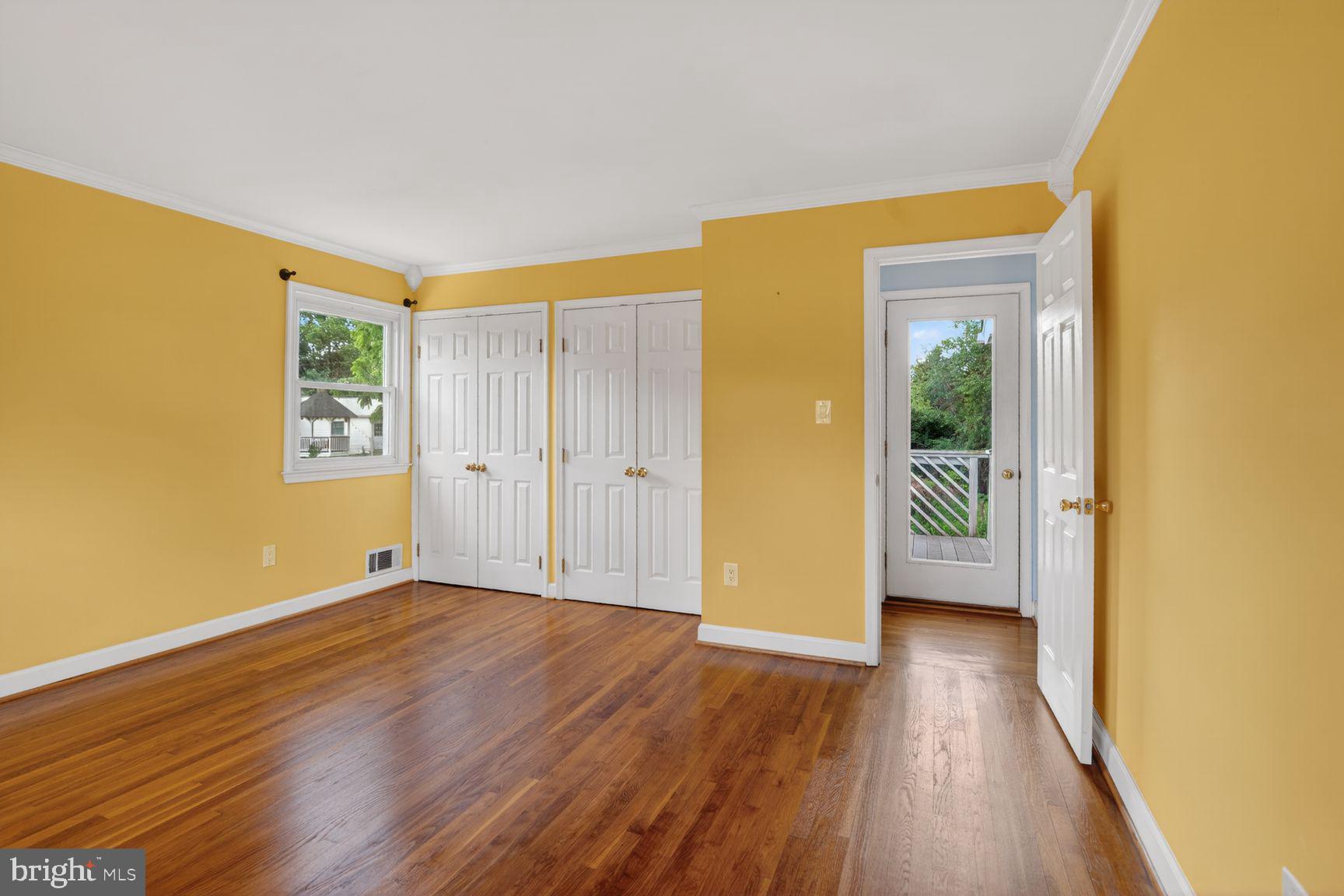 DUNN LORING WOODS - Residential