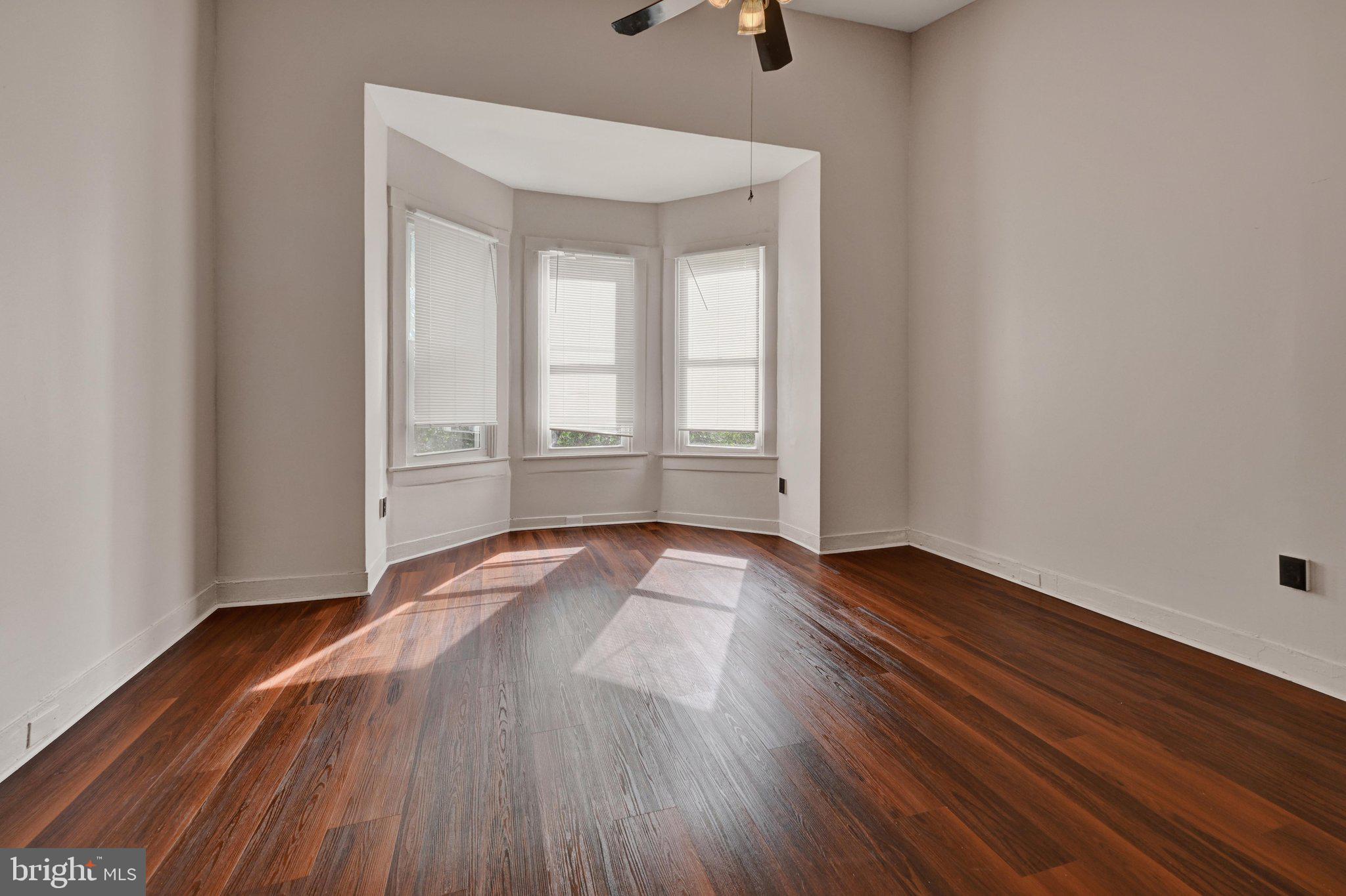 GREENSPRING - Residential