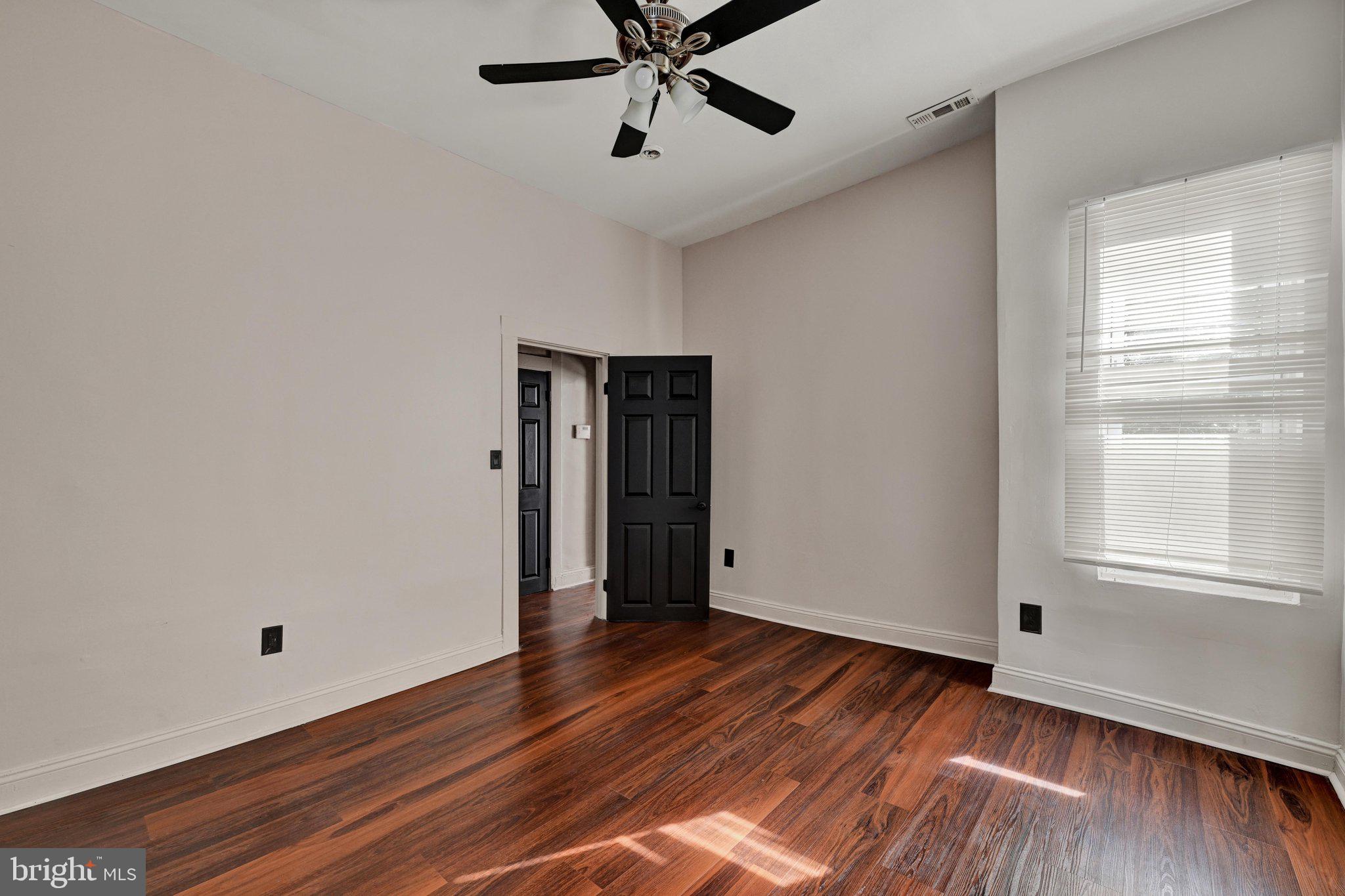 GREENSPRING - Residential