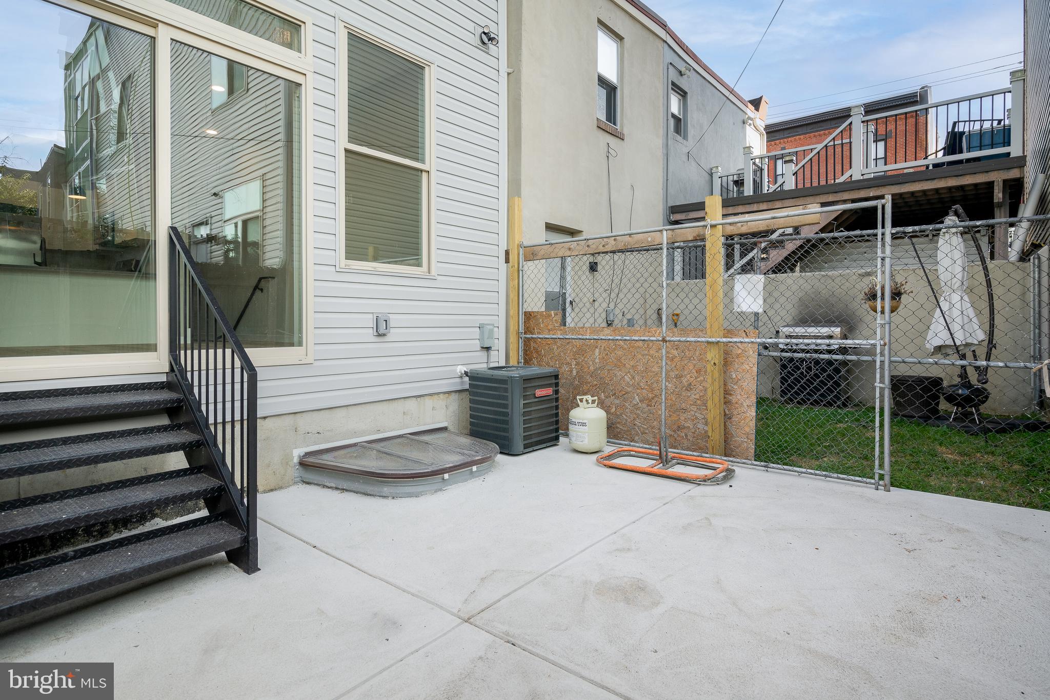 GRAYS FERRY - Residential Lease