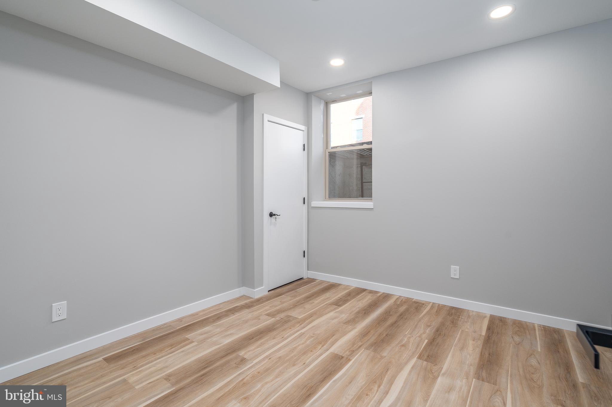 GRAYS FERRY - Residential Lease