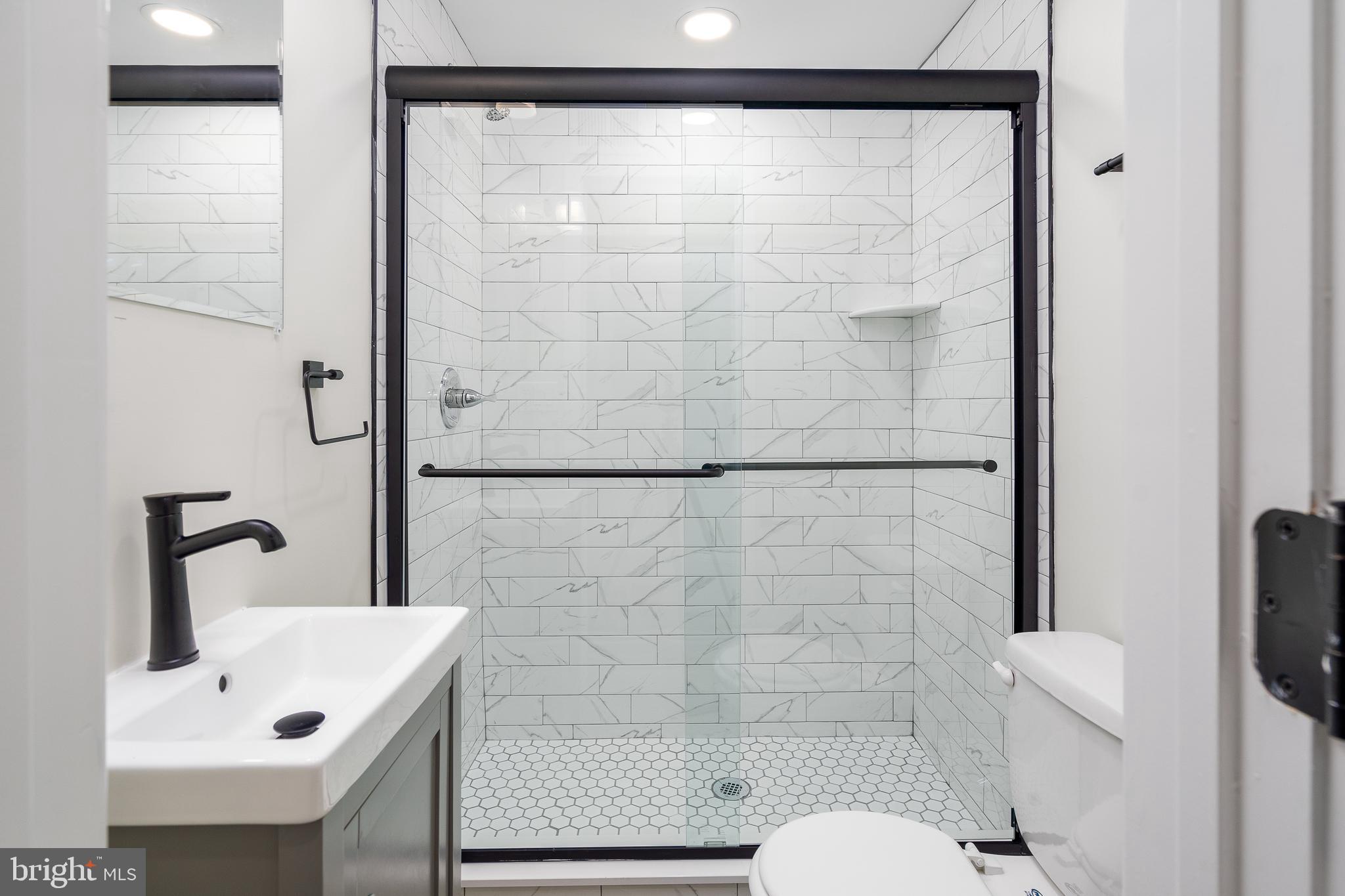GRAYS FERRY - Residential Lease