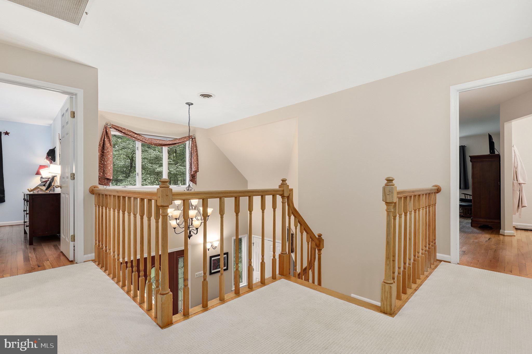 MEADOWOOD - Residential