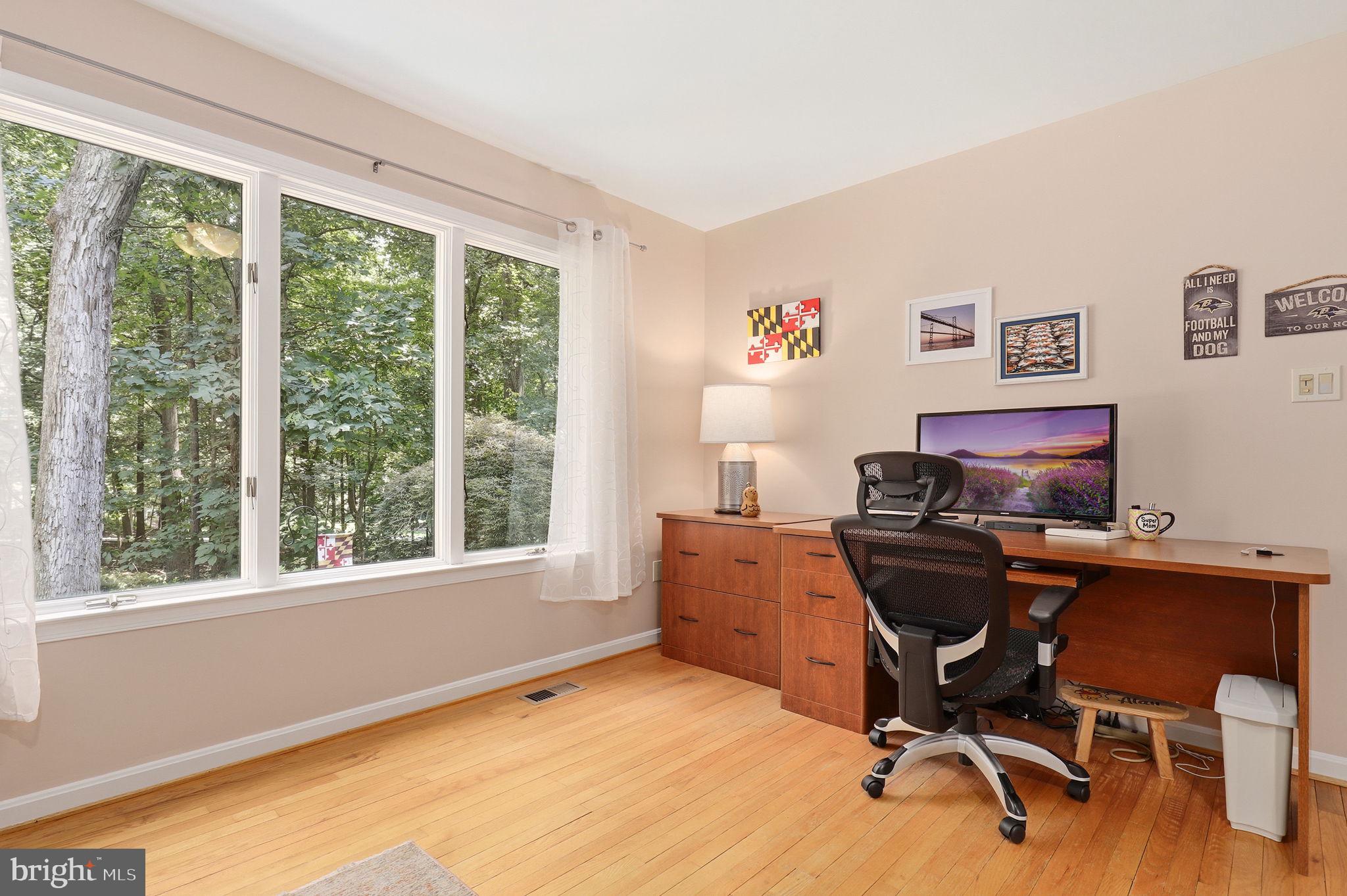 MEADOWOOD - Residential