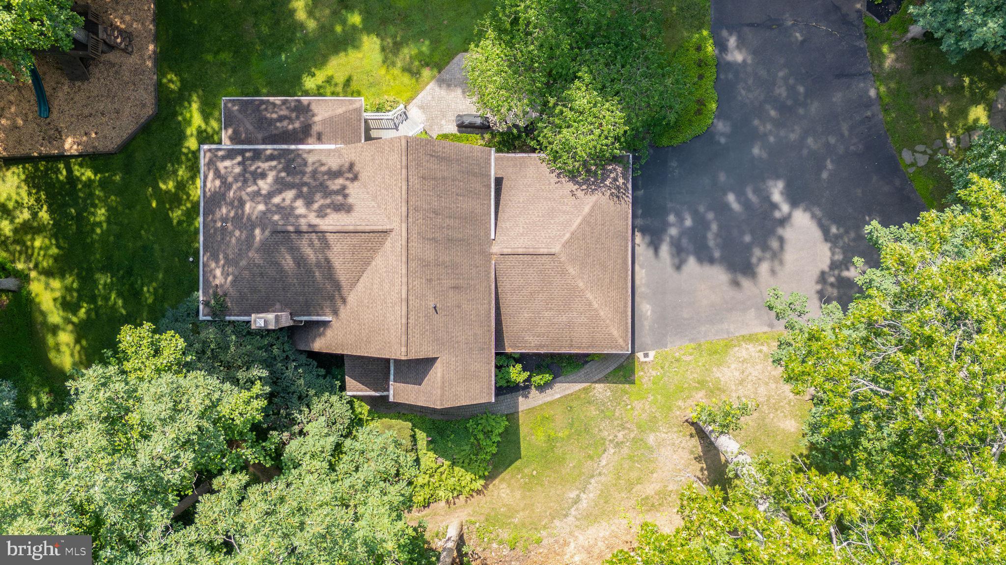 MEADOWOOD - Residential