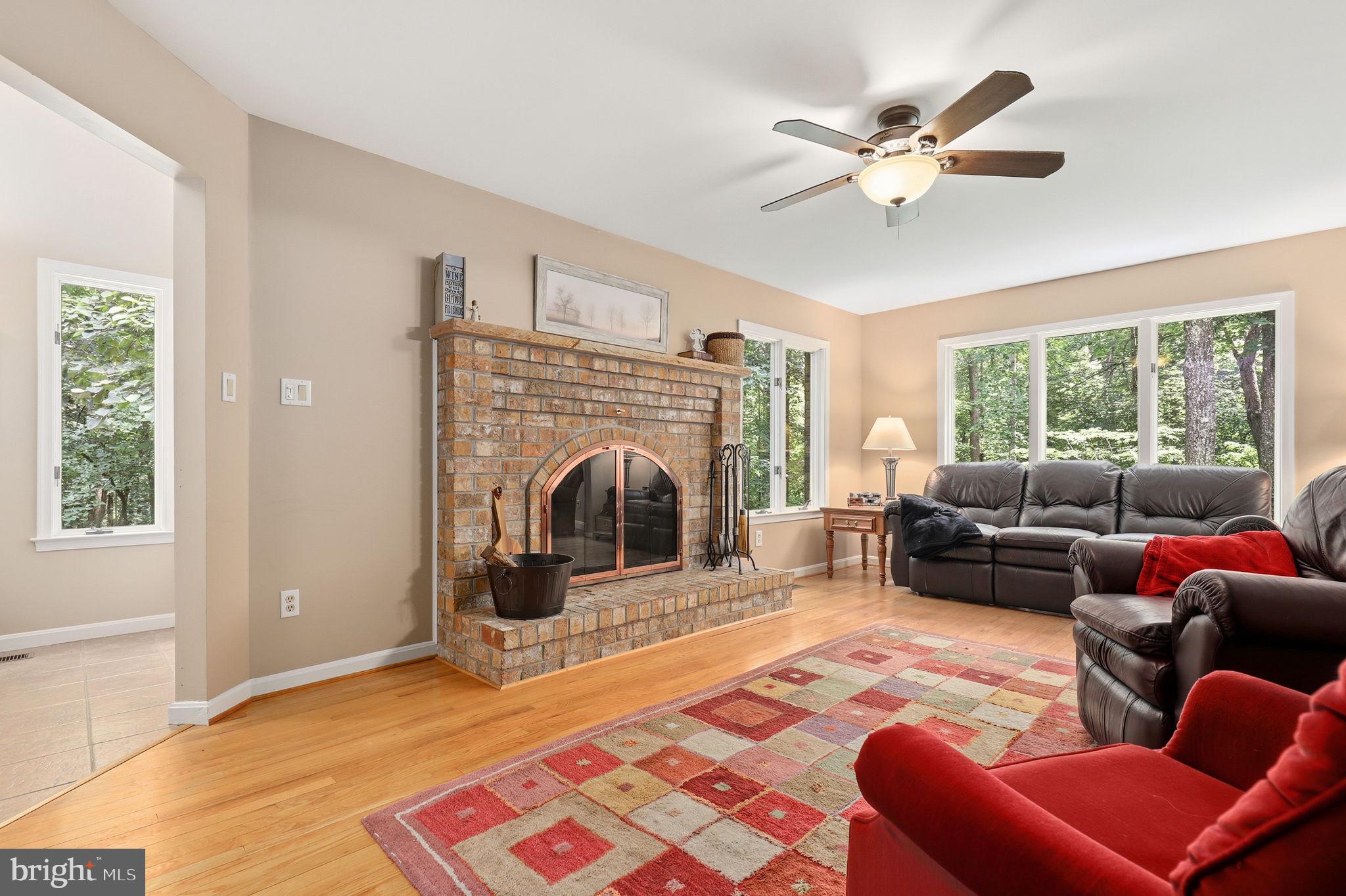 MEADOWOOD - Residential