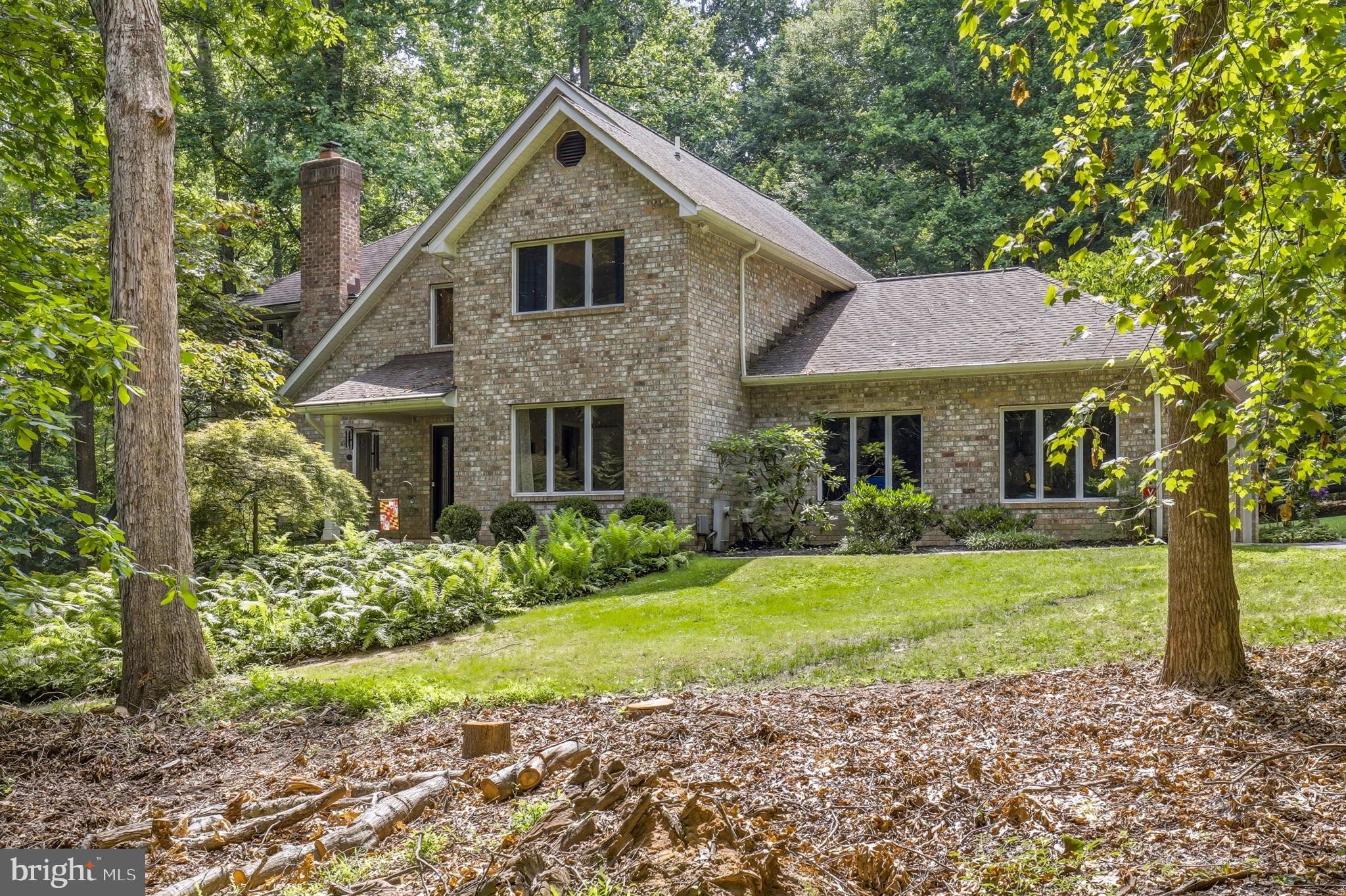 MEADOWOOD - Residential