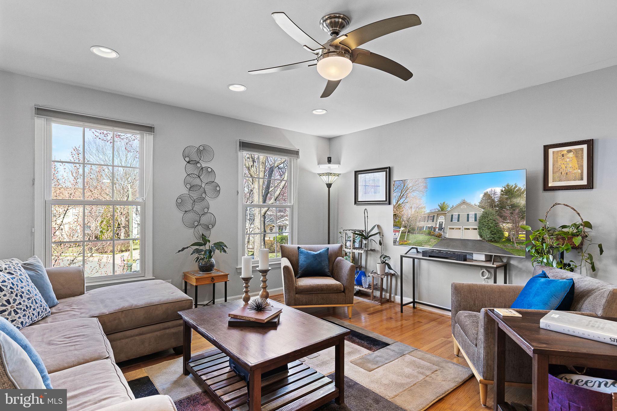 WELLINGTON/CLOVERHILL - Residential