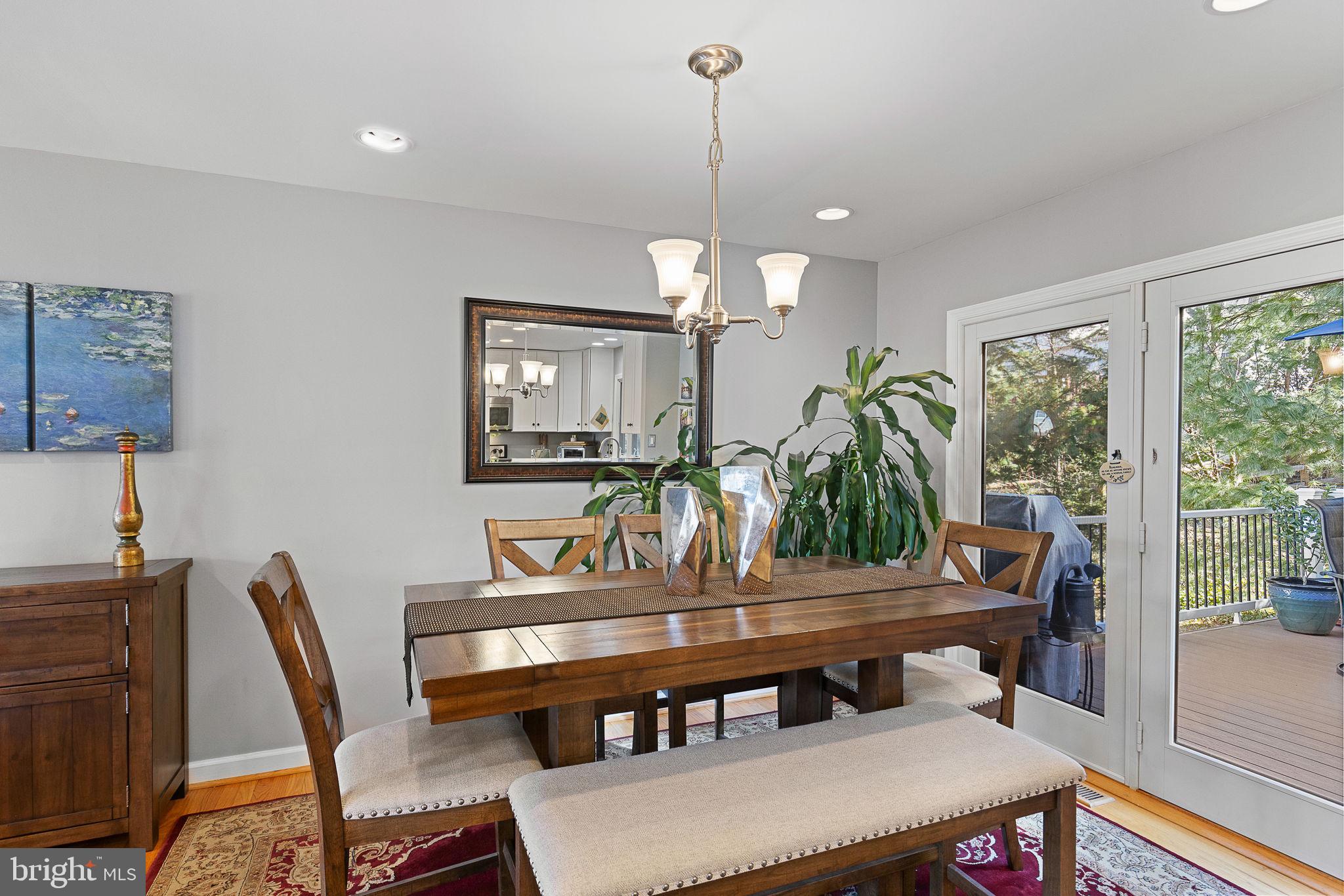 WELLINGTON/CLOVERHILL - Residential